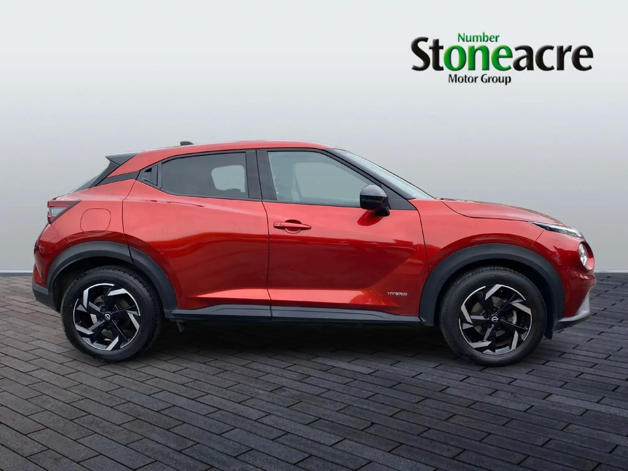 Nissan Juke Hybrid Image 2