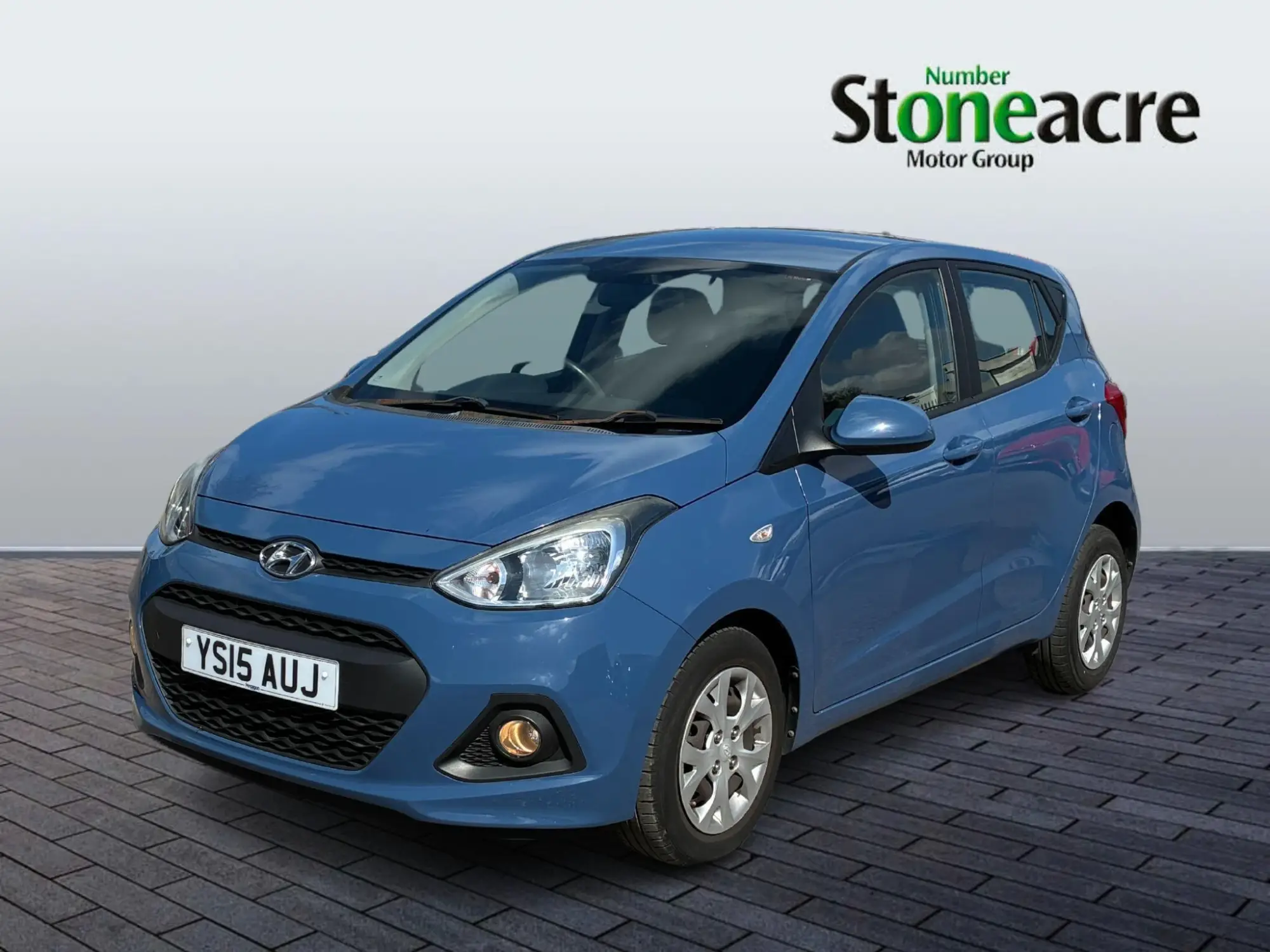 Hyundai i10 1.2 SE Hatchback 5dr Petrol Manual Euro 5 (87 ps) YS15AUJ Image 3