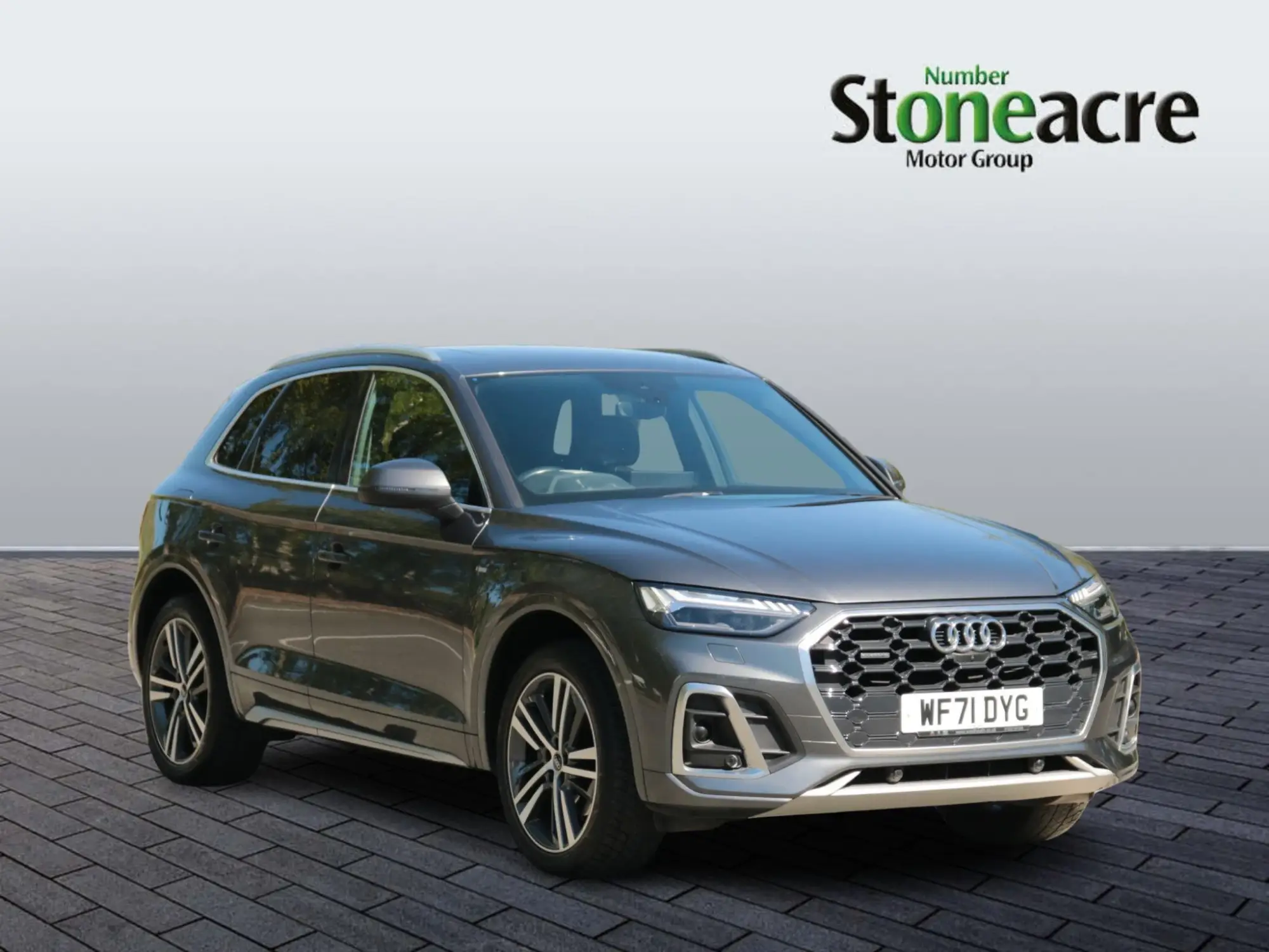 Audi Q5 2.0 TFSI 45 S line S Tronic quattro Euro 6 (s/s) 5dr WF71DYG Image 1
