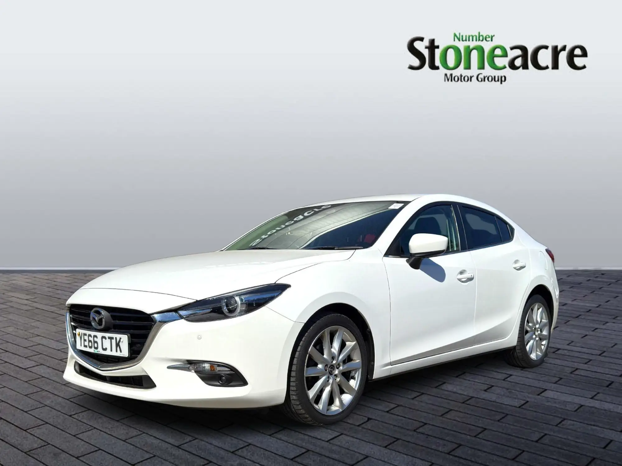 Mazda Mazda3 2.2 SKYACTIV-D Sport Nav Fastback Euro 6 (s/s) 4dr YE66CTK Image 3