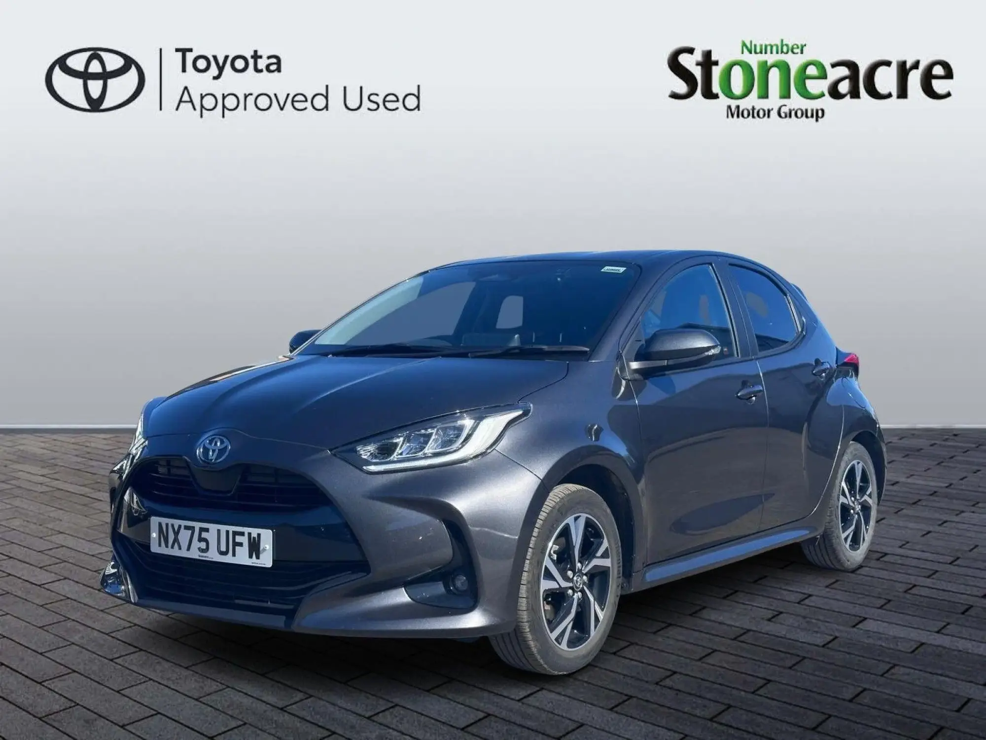 Toyota Yaris Image 3