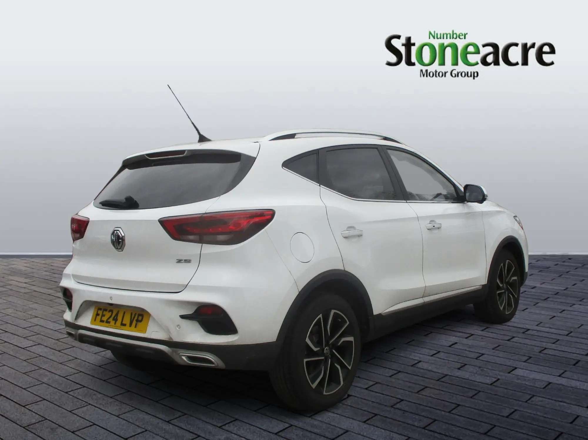 MG ZS 1.0 T-GDI Exclusive SUV 5dr Petrol Auto Euro 6 (111 ps) FE24LVP Image 3