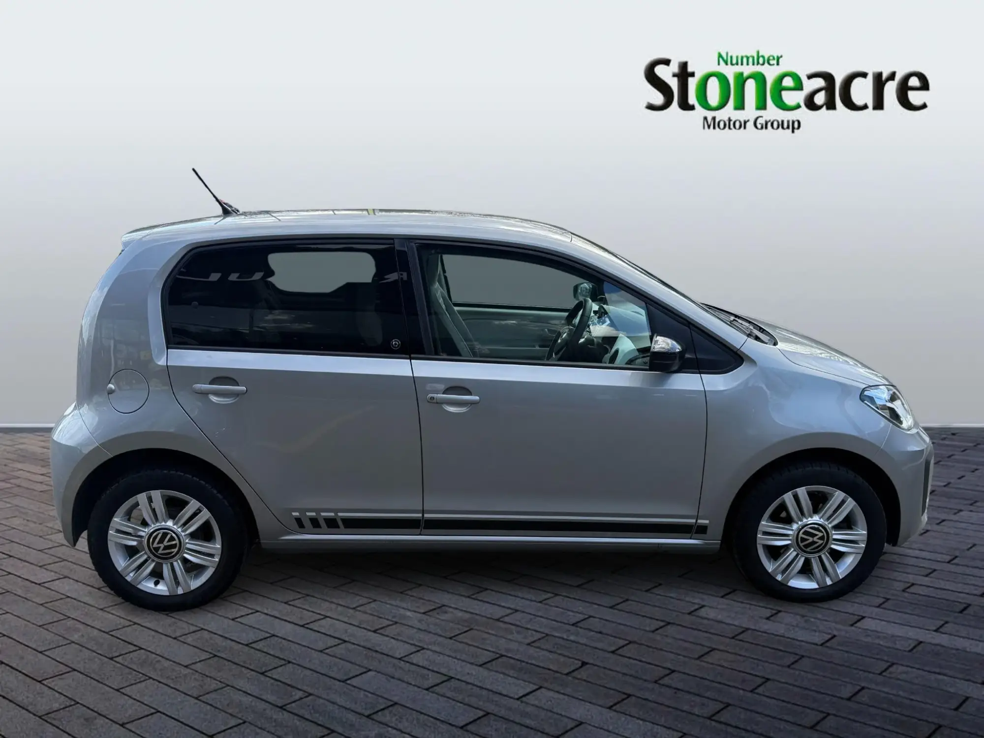 Volkswagen up! 1.0 beats Euro 6 (s/s) 5dr WF22LXY Image 2
