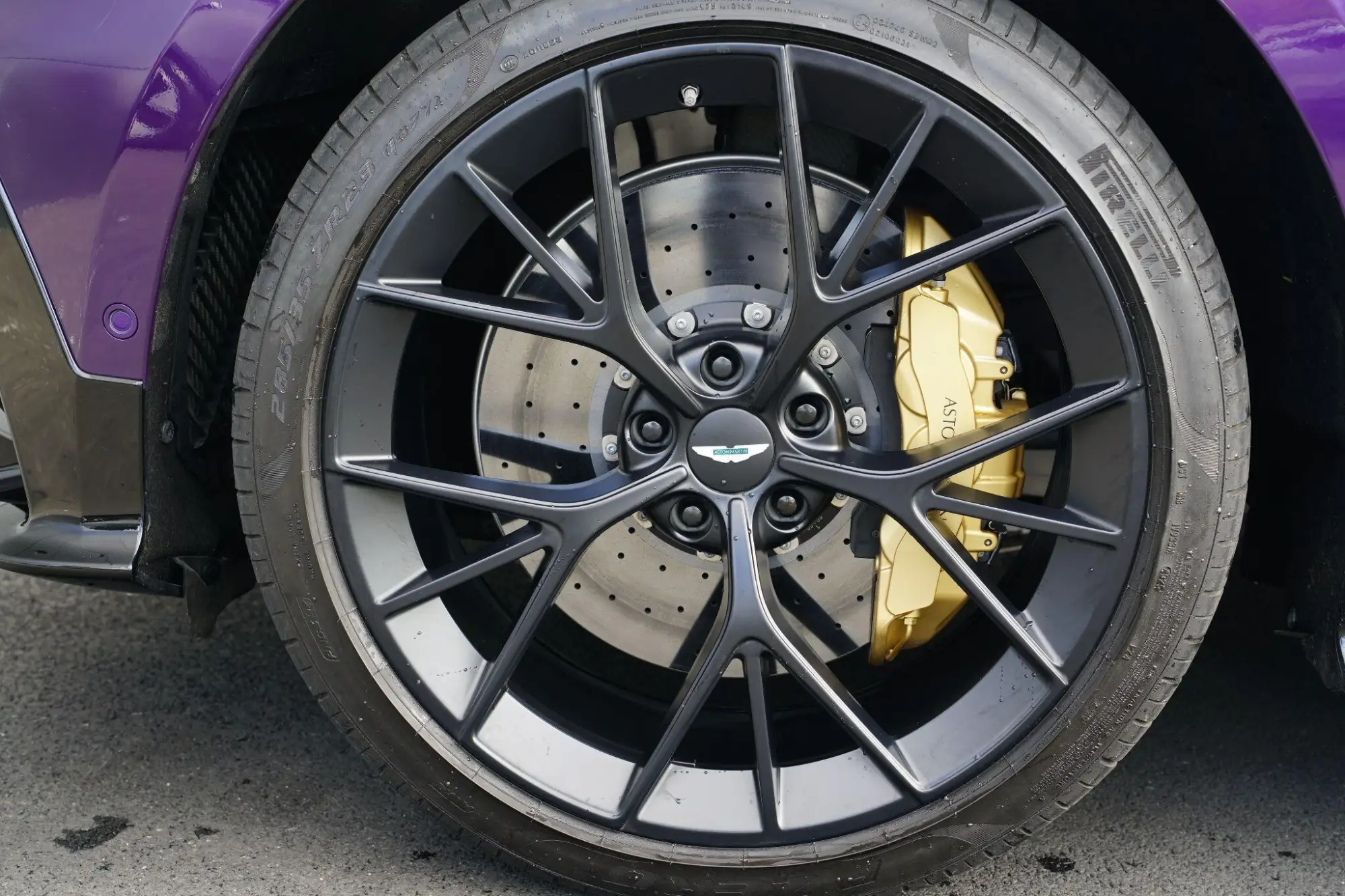 Aston Martin DBX Image 20 Aston Martin DBX Image 20