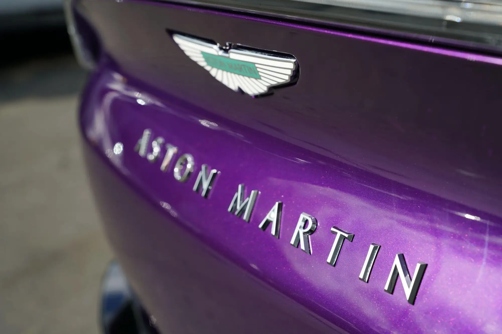 Aston Martin DBX Image 25 Aston Martin DBX Image 25