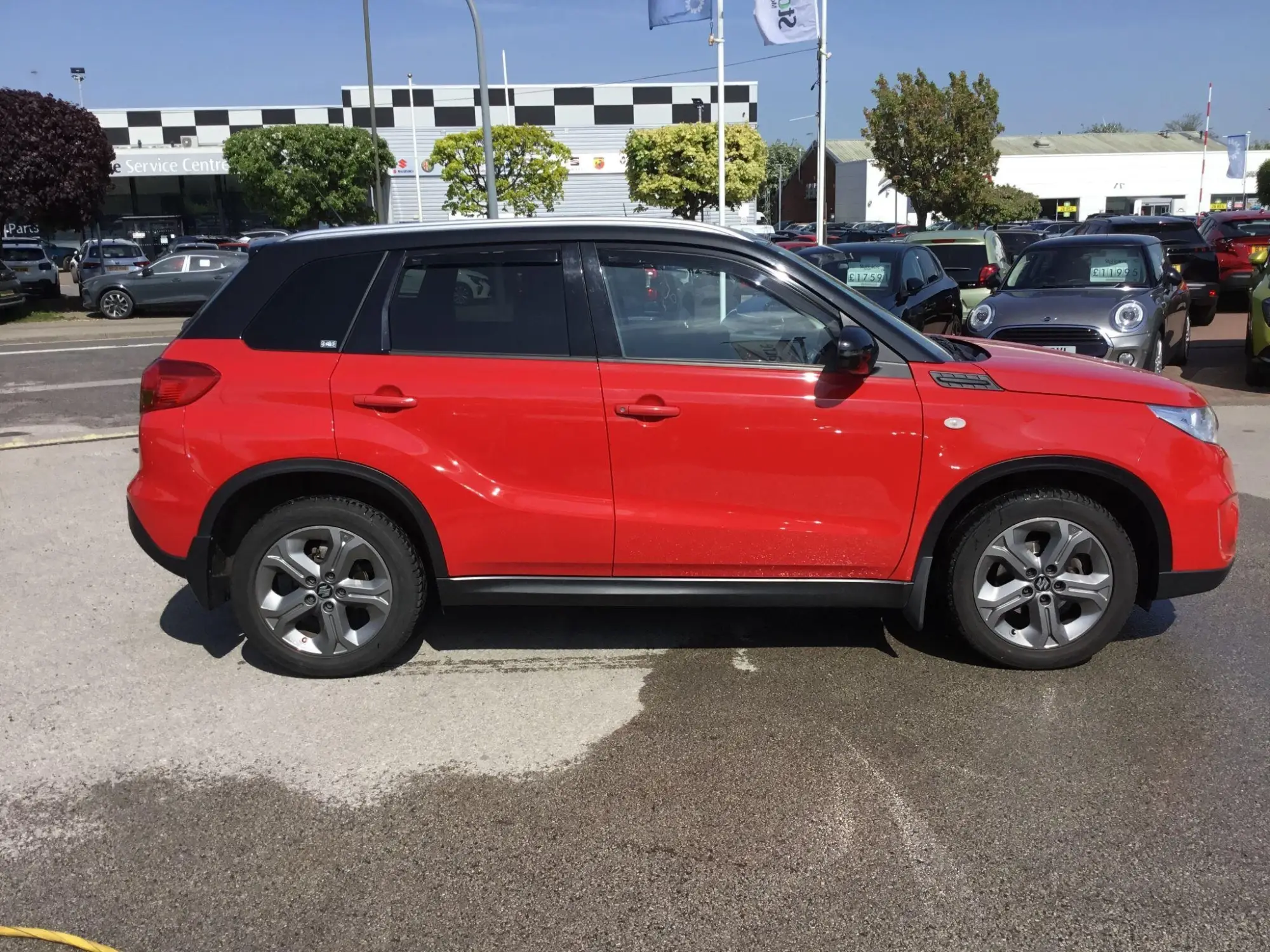 Suzuki Vitara Image 2