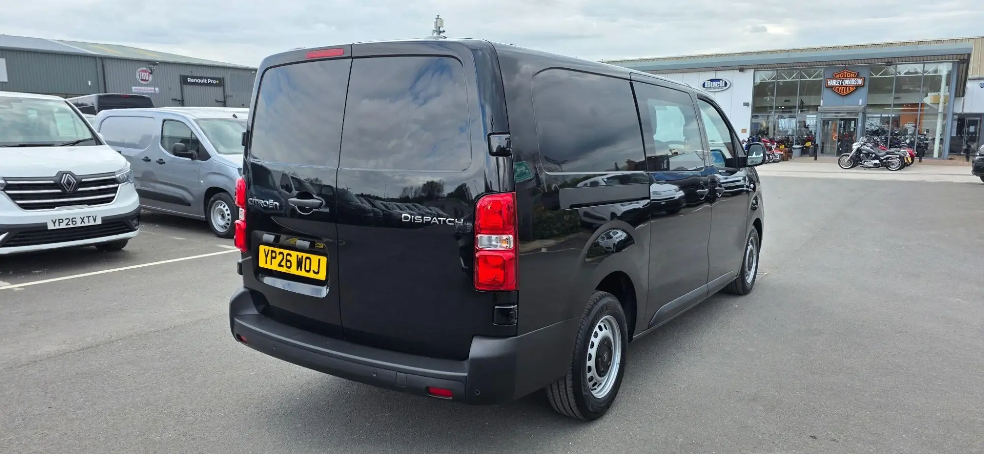 Citroen Dispatch 2.2 Enterprise XL Crew Van LWB Euro 6 (s/s) 6dr YP26WOJ Image 3
