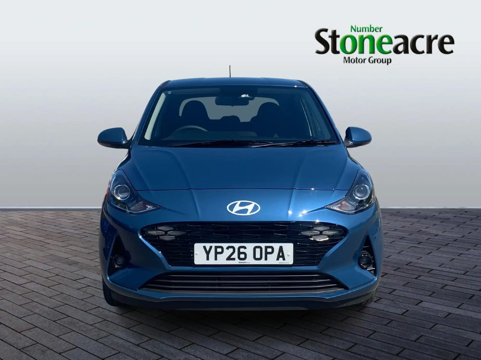 Hyundai i10 Image 2