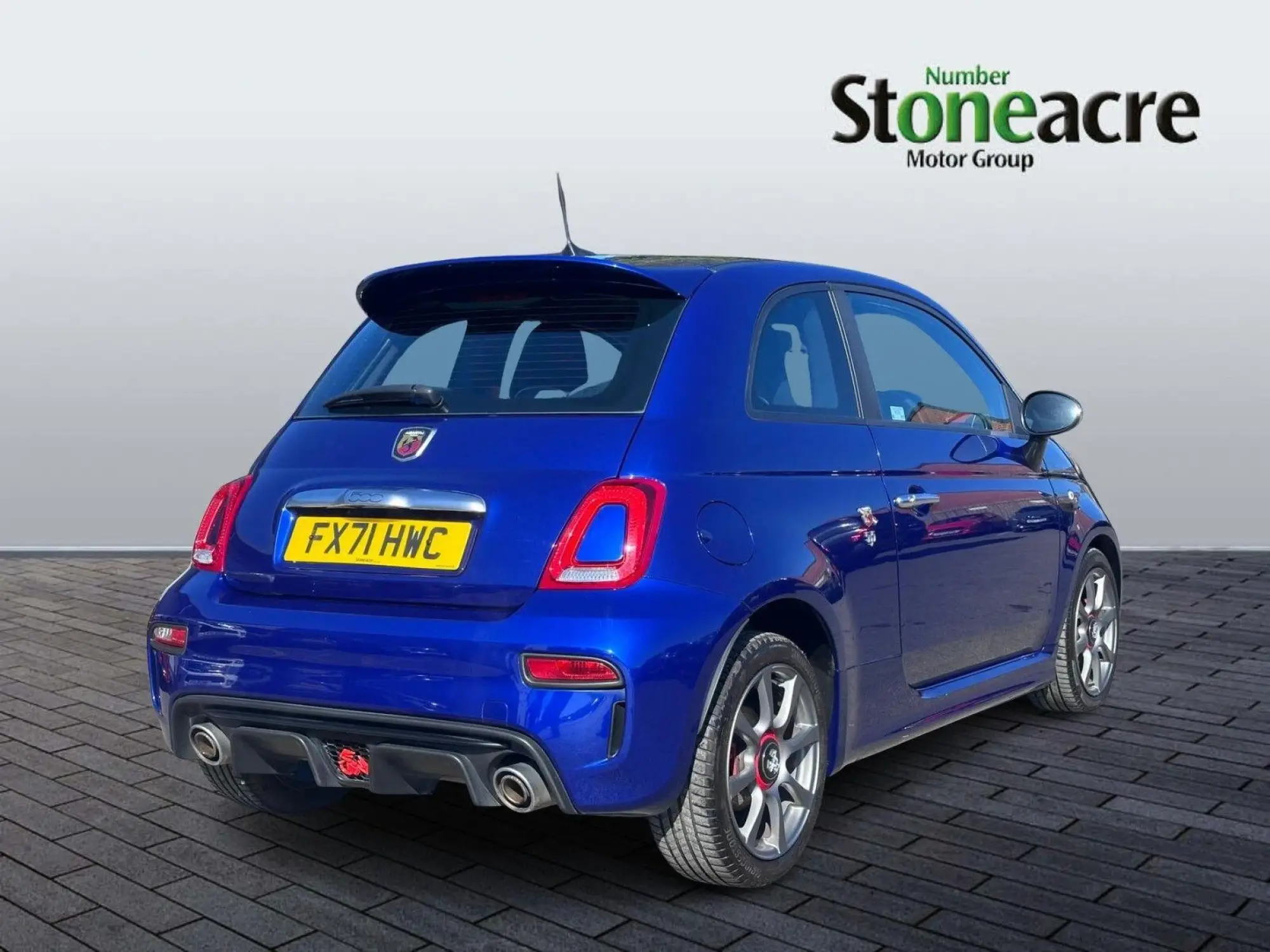 Abarth 595 1.4 T-Jet 145 3dr FX71HWC Image 2