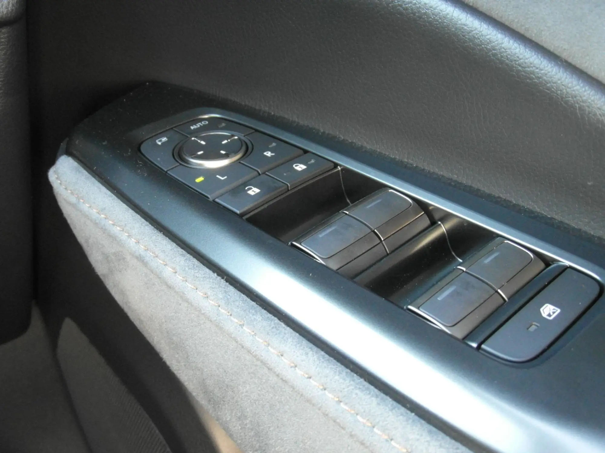 Lexus LBX Image 26 Lexus LBX Image 26