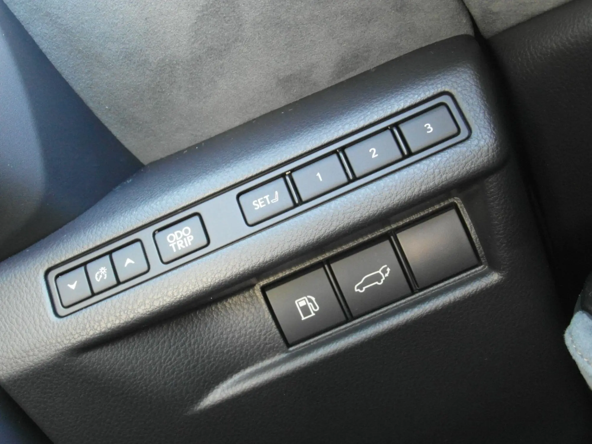 Lexus LBX Image 27 Lexus LBX Image 27