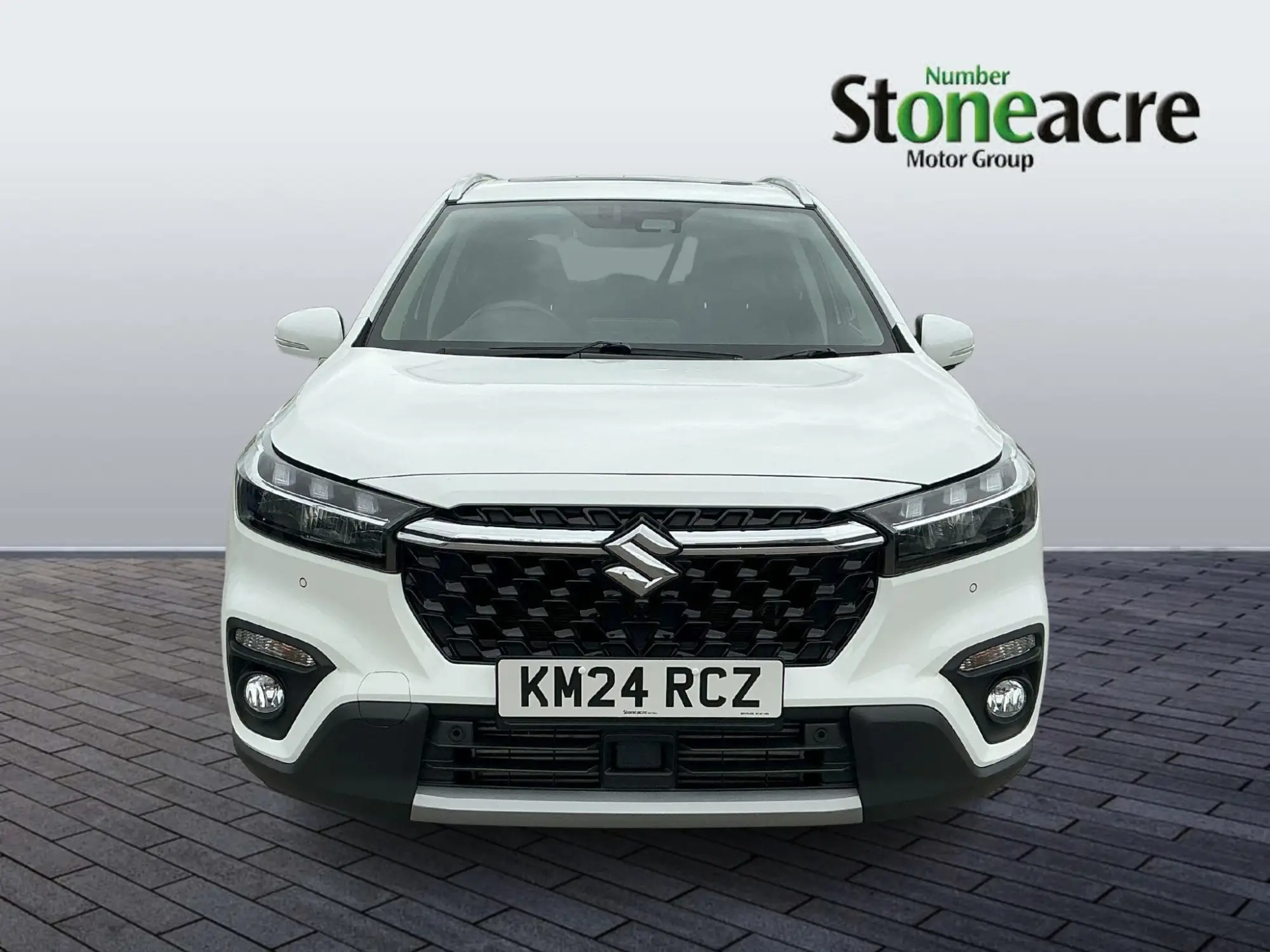 Suzuki S-Cross Image 2
