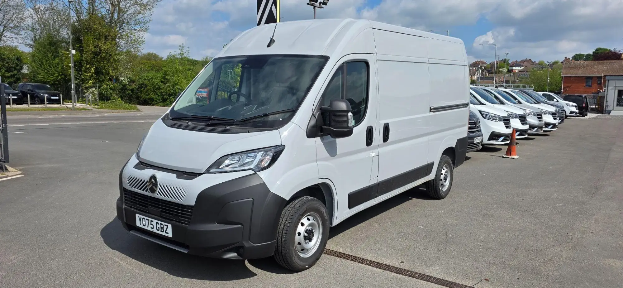 Citroen Relay 2.2 BlueHDi 35 Enterprise L2 H2 Euro 6 (s/s) 5dr YO75GBZ Image 3
