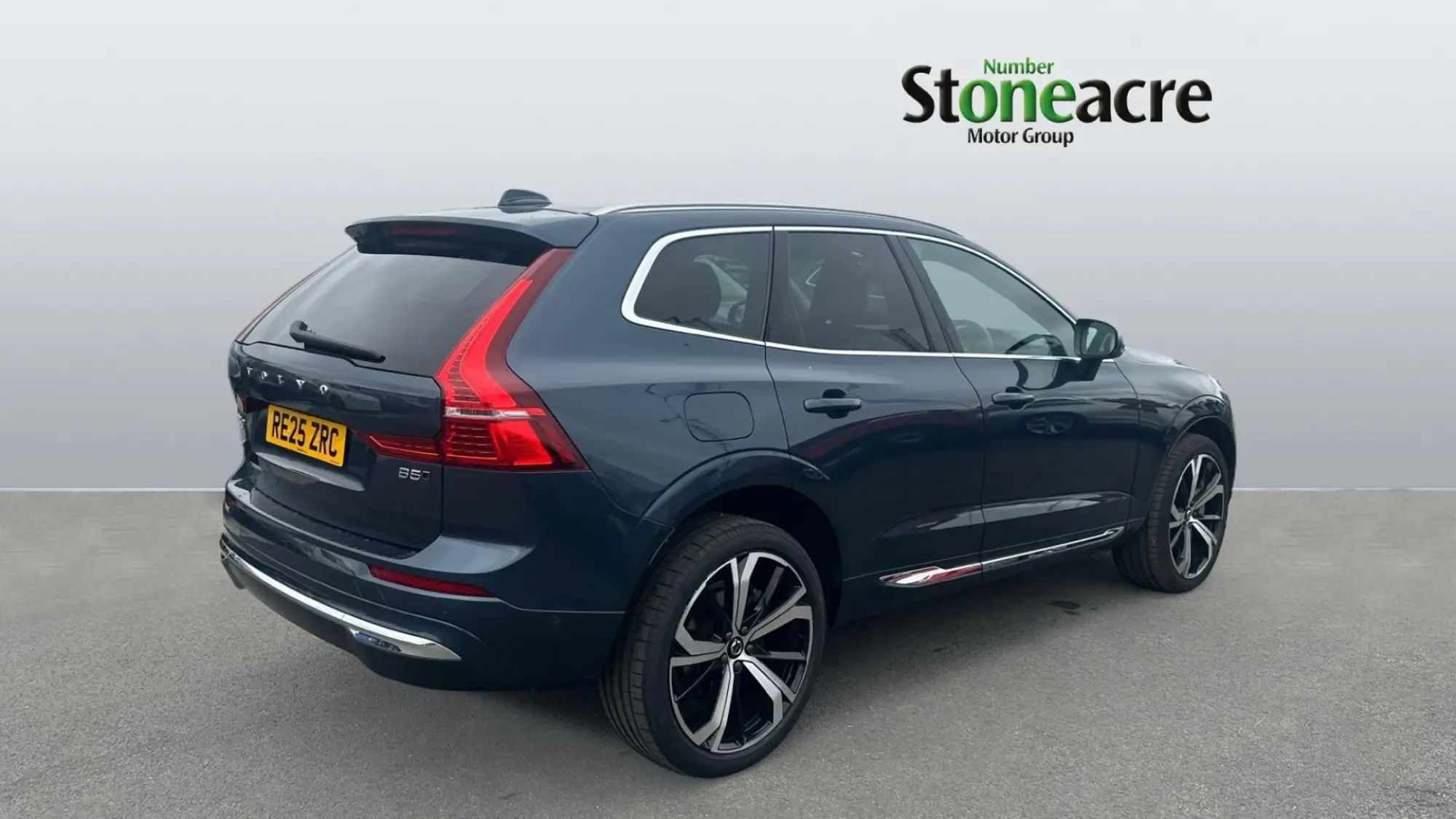 Volvo XC60 Image 2