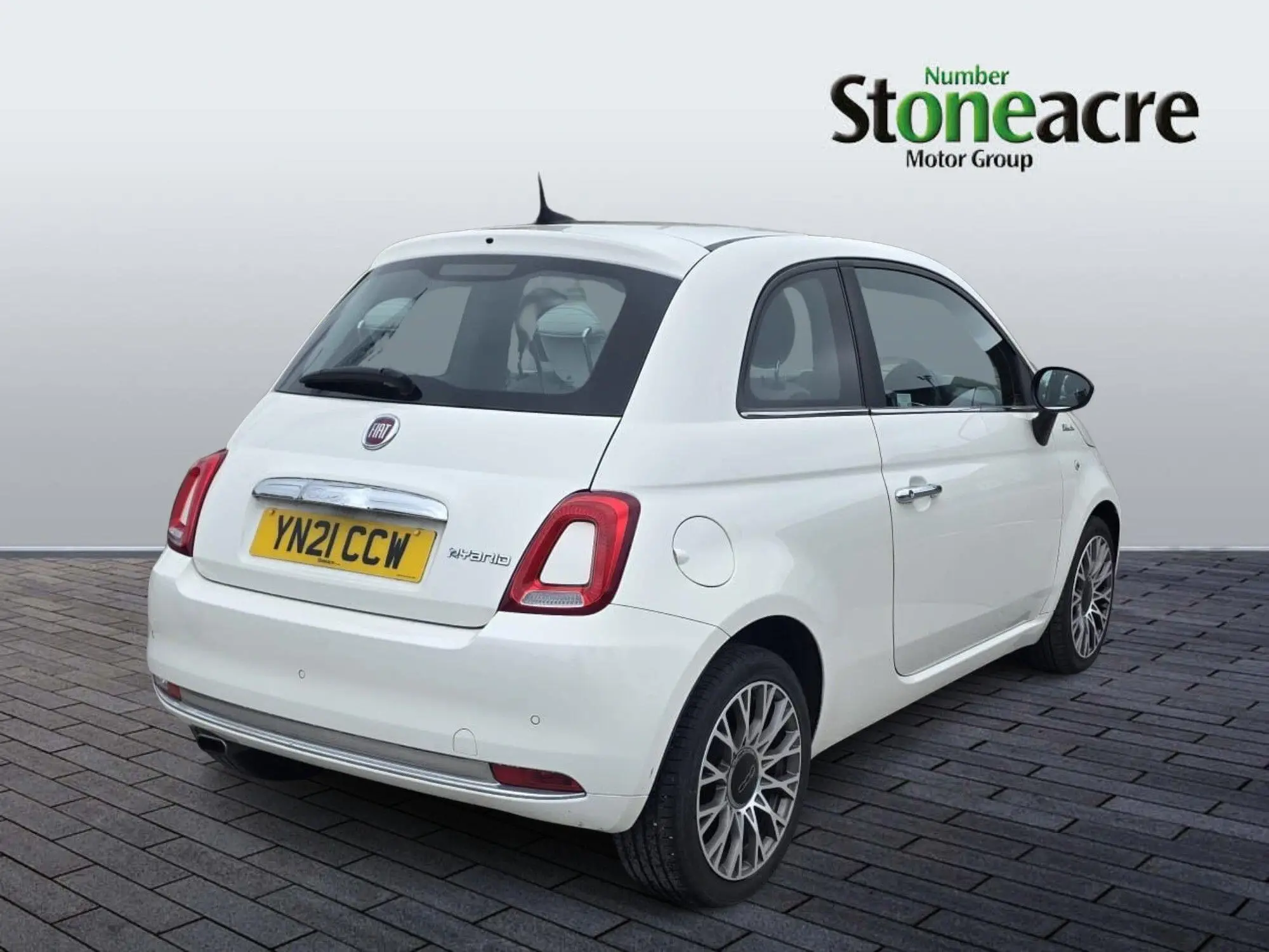 Fiat 500 1.0 Mild Hybrid Dolcevita Plus 3dr YN21CCW Image 3
