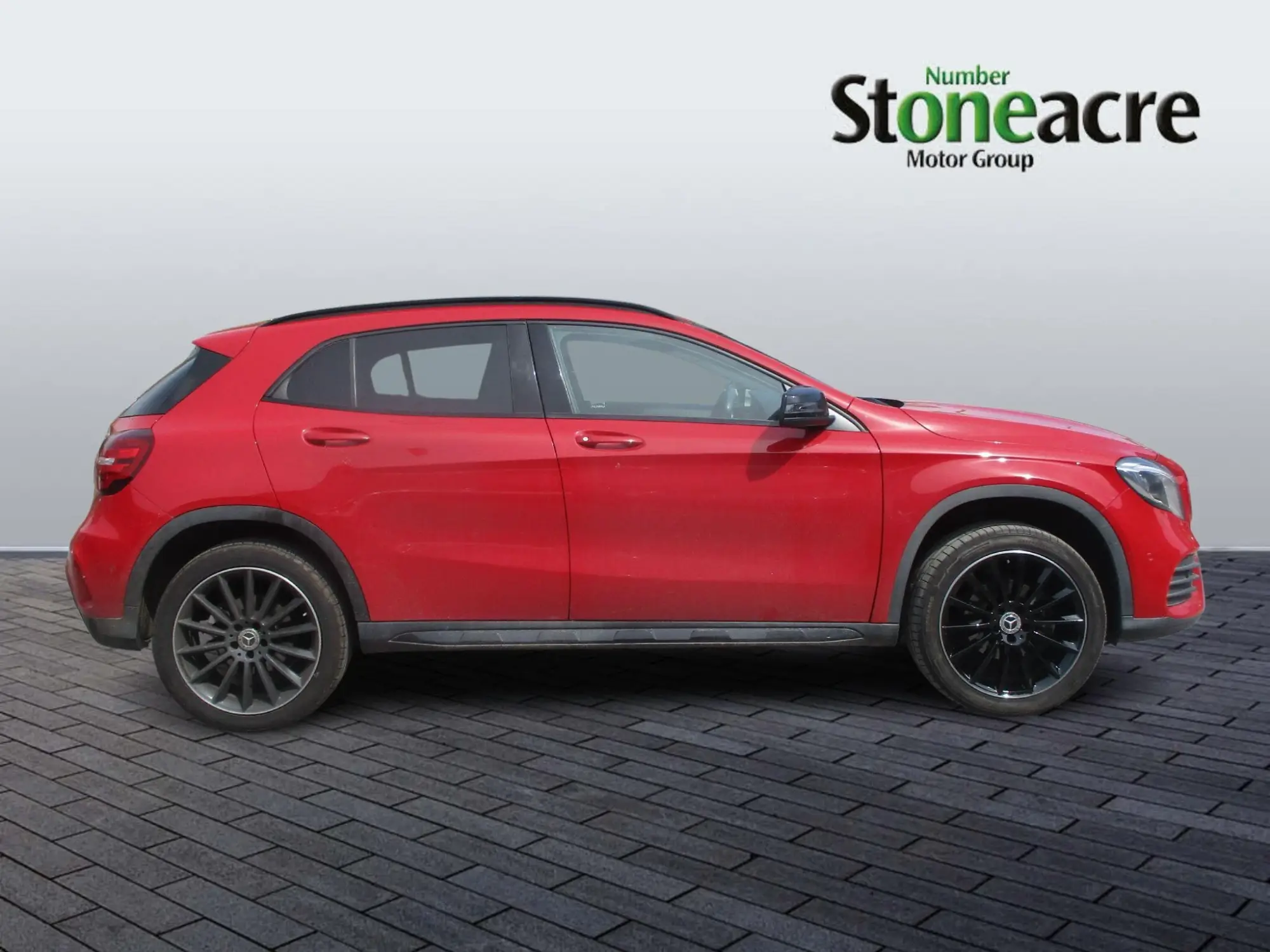 Mercedes-Benz GLA 1.6 GLA180 AMG Line Edition 7G-DCT Euro 6 (s/s) 5dr RX69UUV Image 2