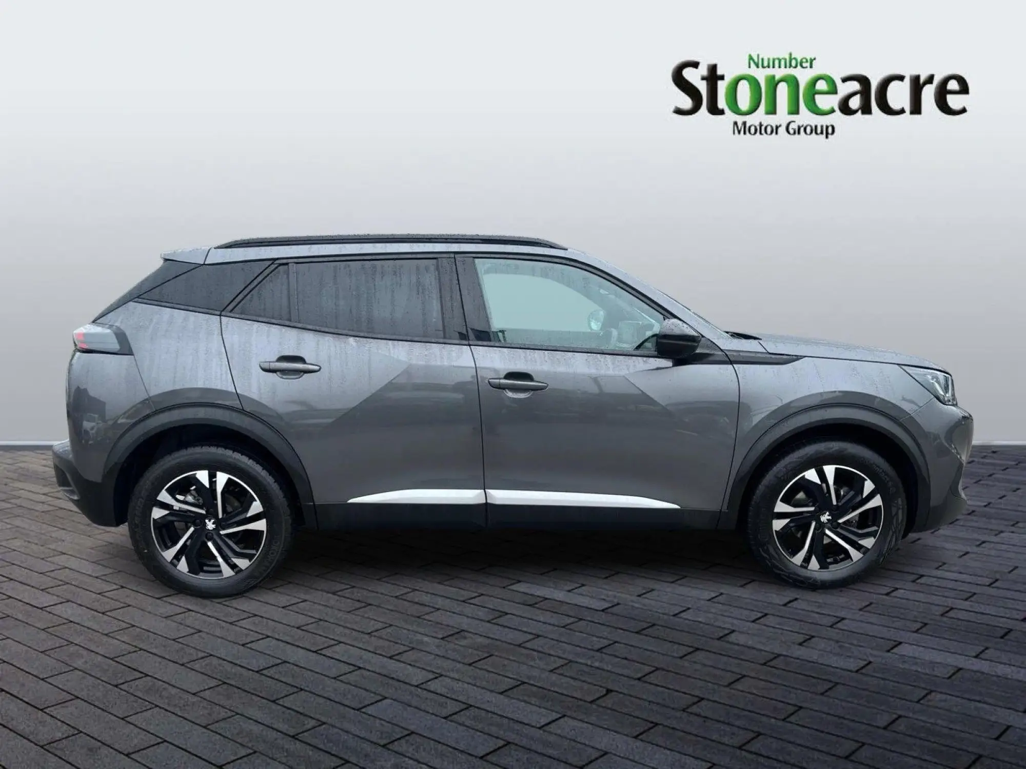 Peugeot 2008 Image 2