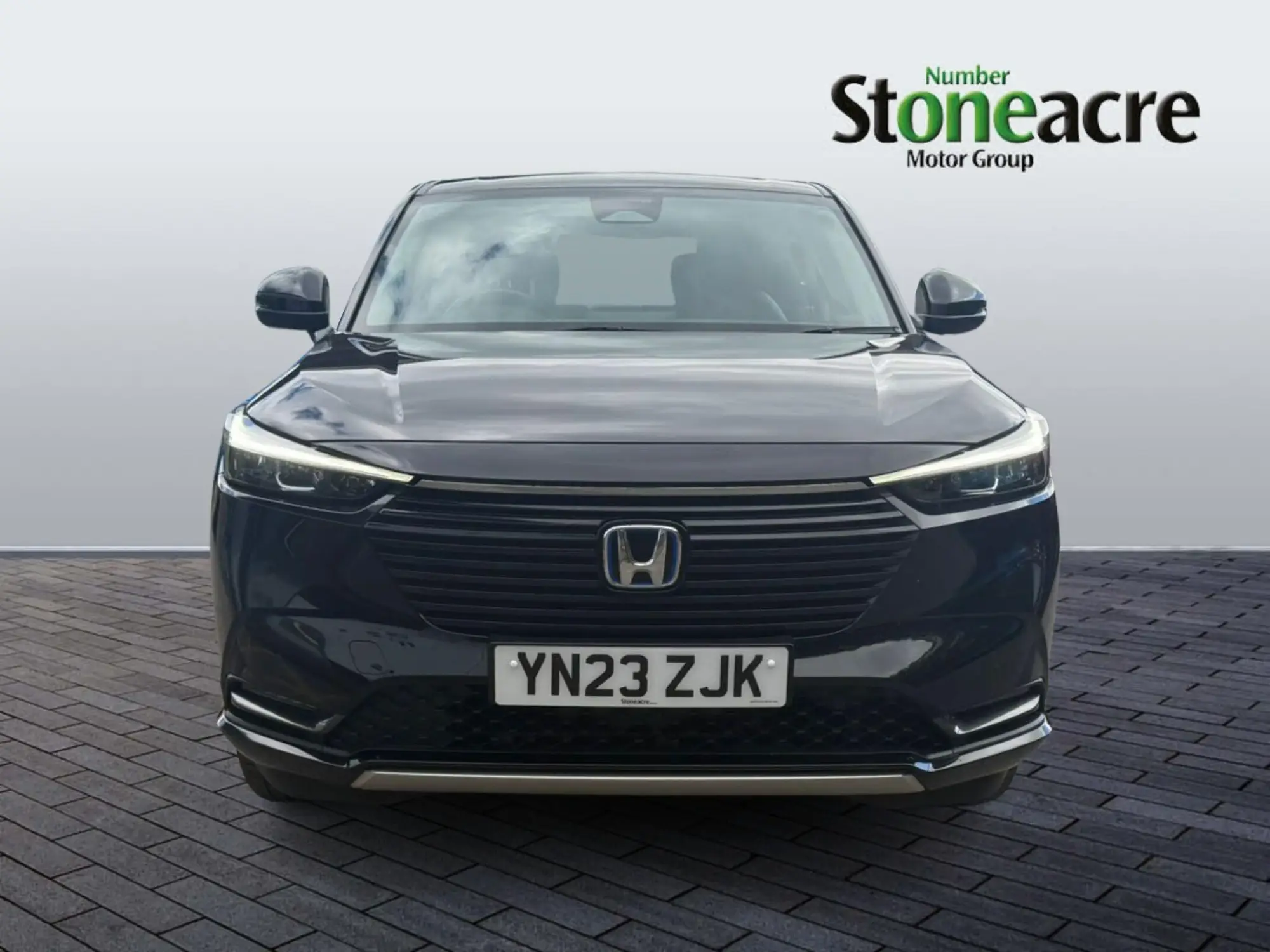 Honda HR-V Hybrid Image 2