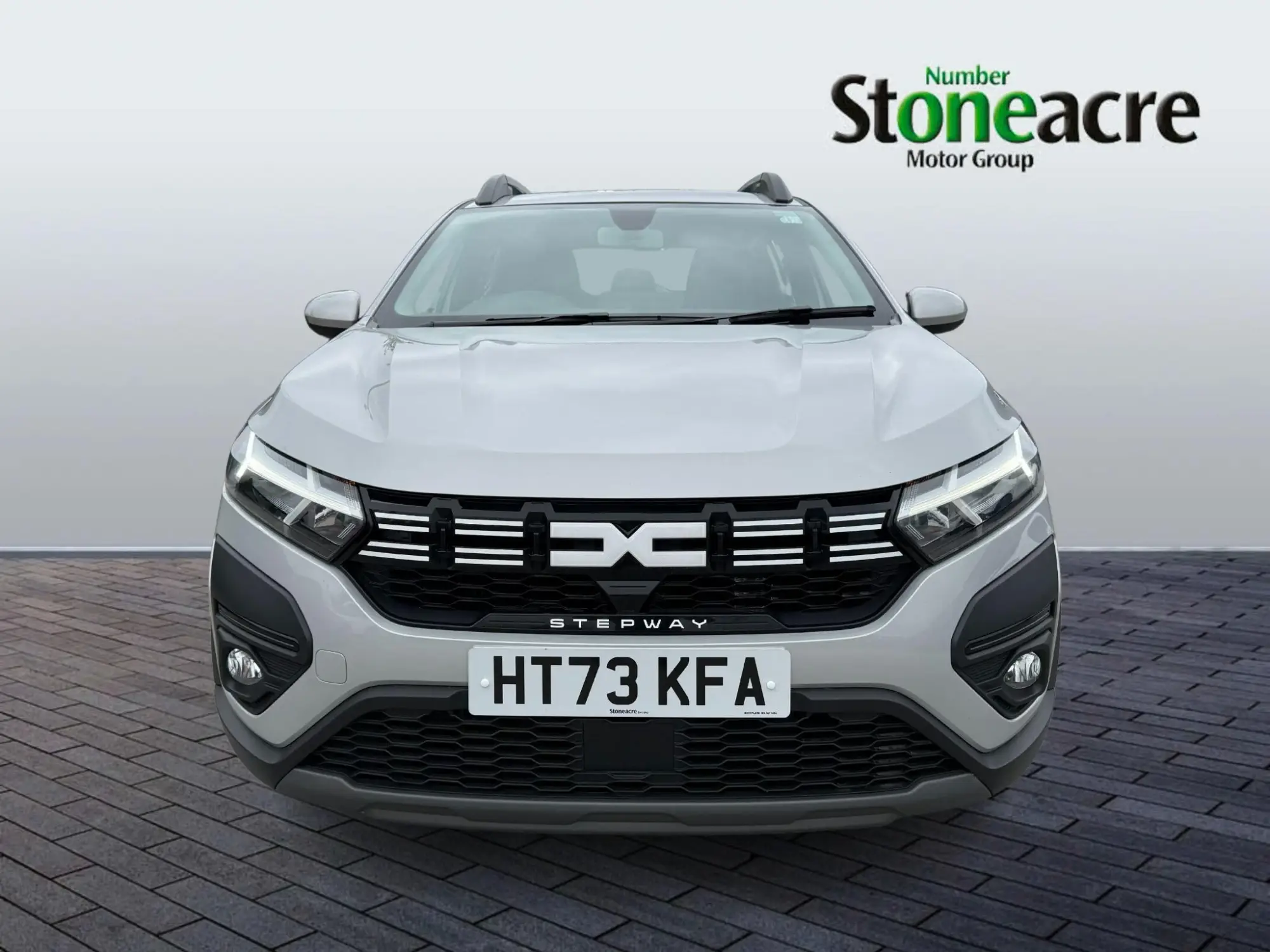 Dacia Sandero Stepway Stepway Expression TCe 100 Bi-Fuel MY23 HT73KFA Image 2