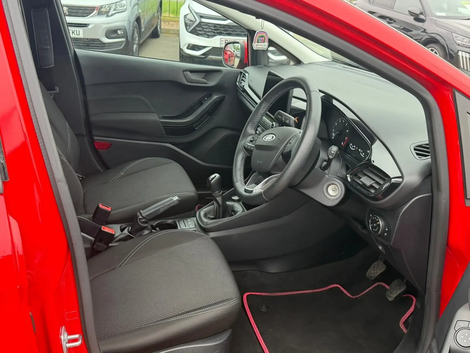 Ford Fiesta Image 12