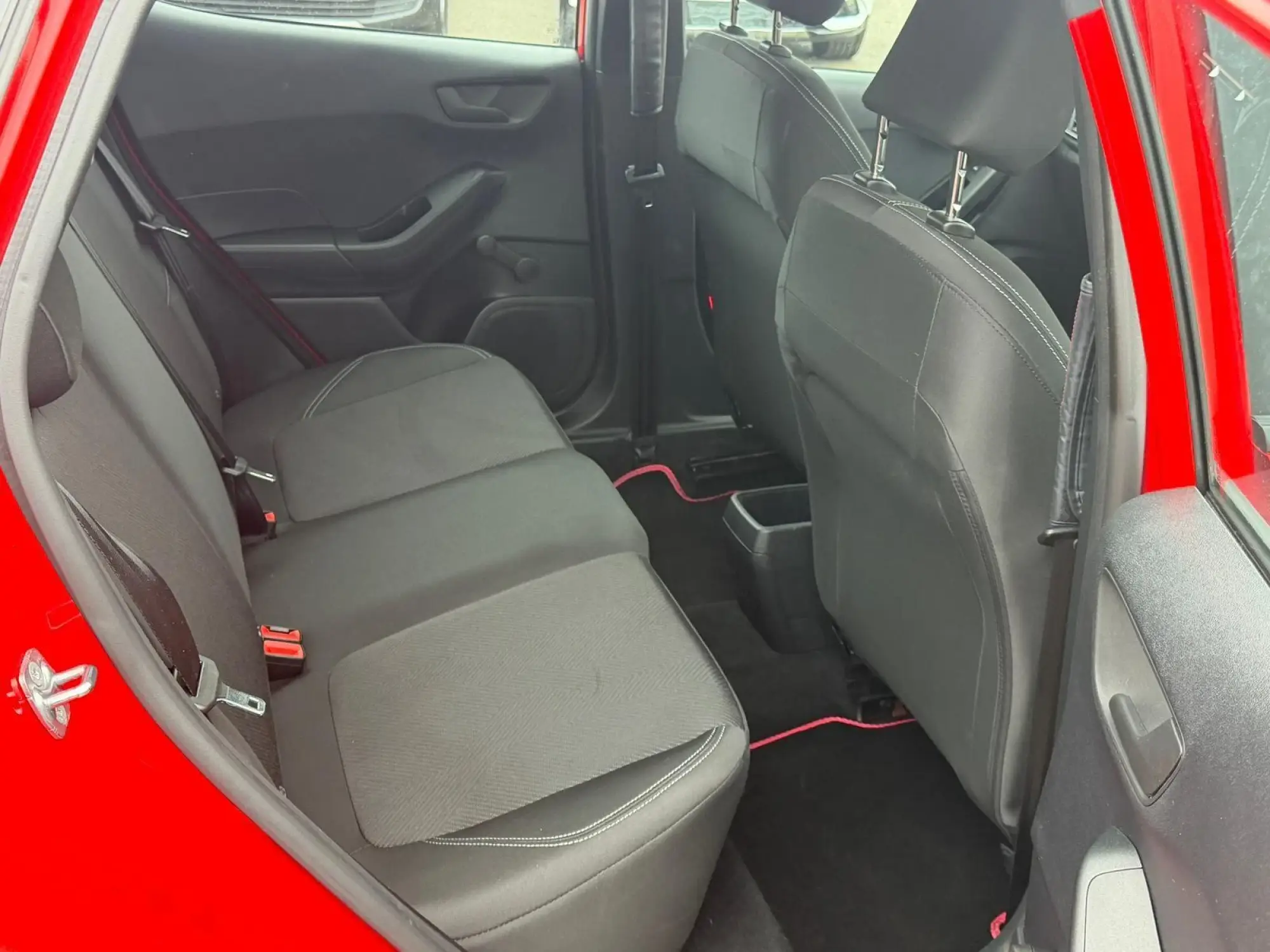 Ford Fiesta Image 13