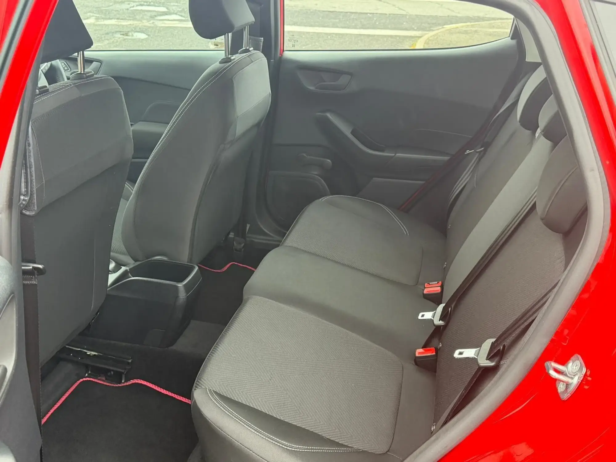 Ford Fiesta Image 15