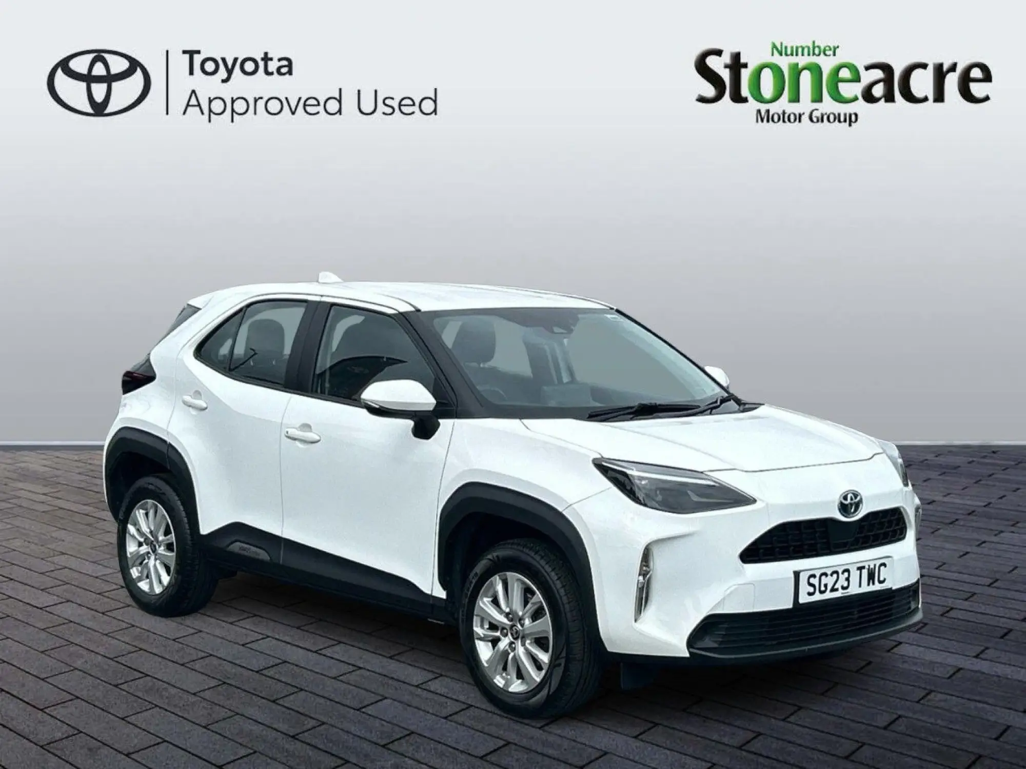Toyota Yaris Cross 1.5 VVT-h Icon SUV 5dr Petrol Hybrid E-CVT Euro 6 (s/s) (116 ps) SG23TWC Image 1