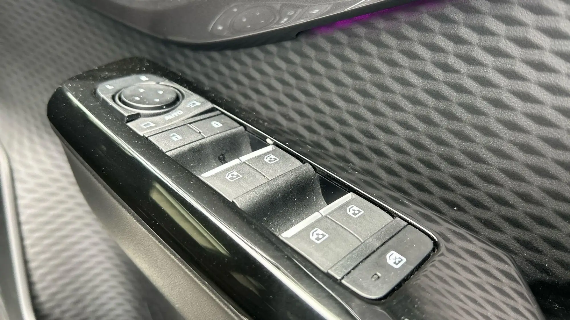 Toyota Urban Cruiser Image 36 Toyota Urban Cruiser Image 36