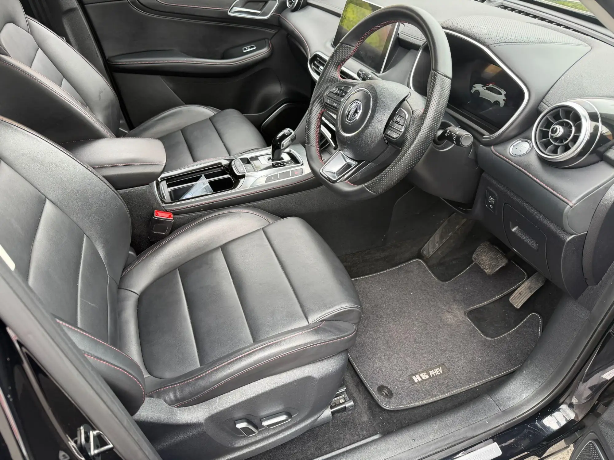 MG HS Plug-in Hybrid Image 14 MG HS Plug-in Hybrid Image 14