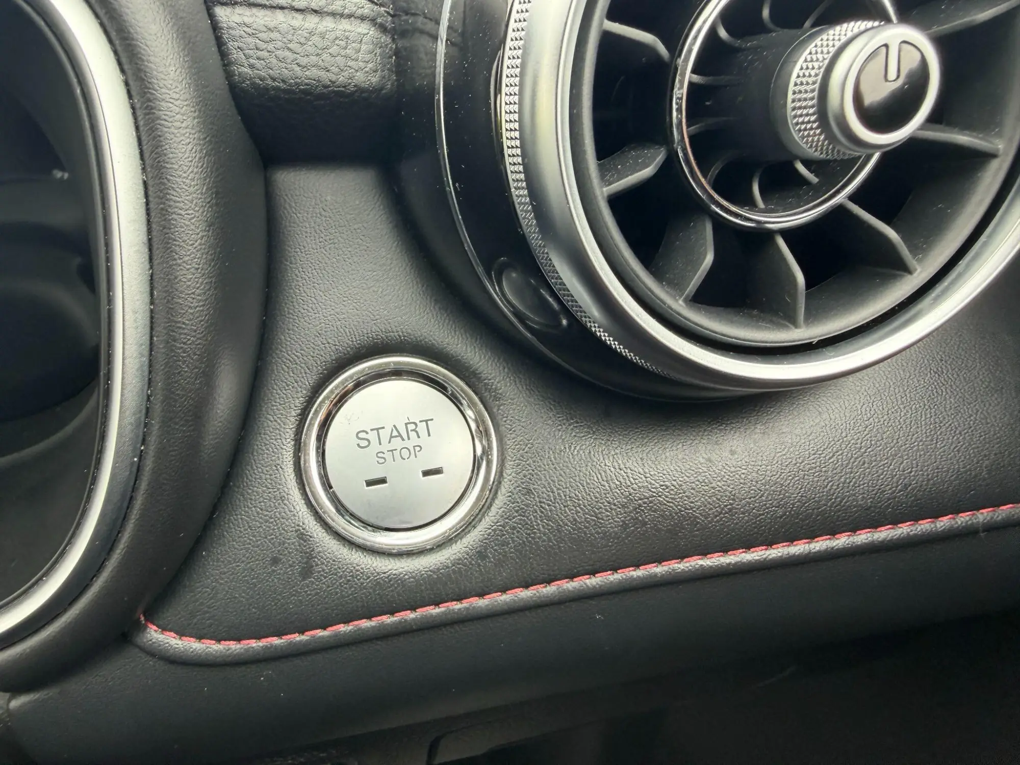 MG HS Plug-in Hybrid Image 15 MG HS Plug-in Hybrid Image 15