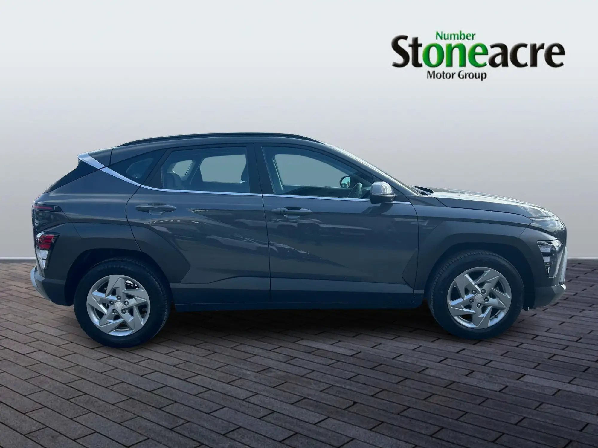 Hyundai KONA Image 8