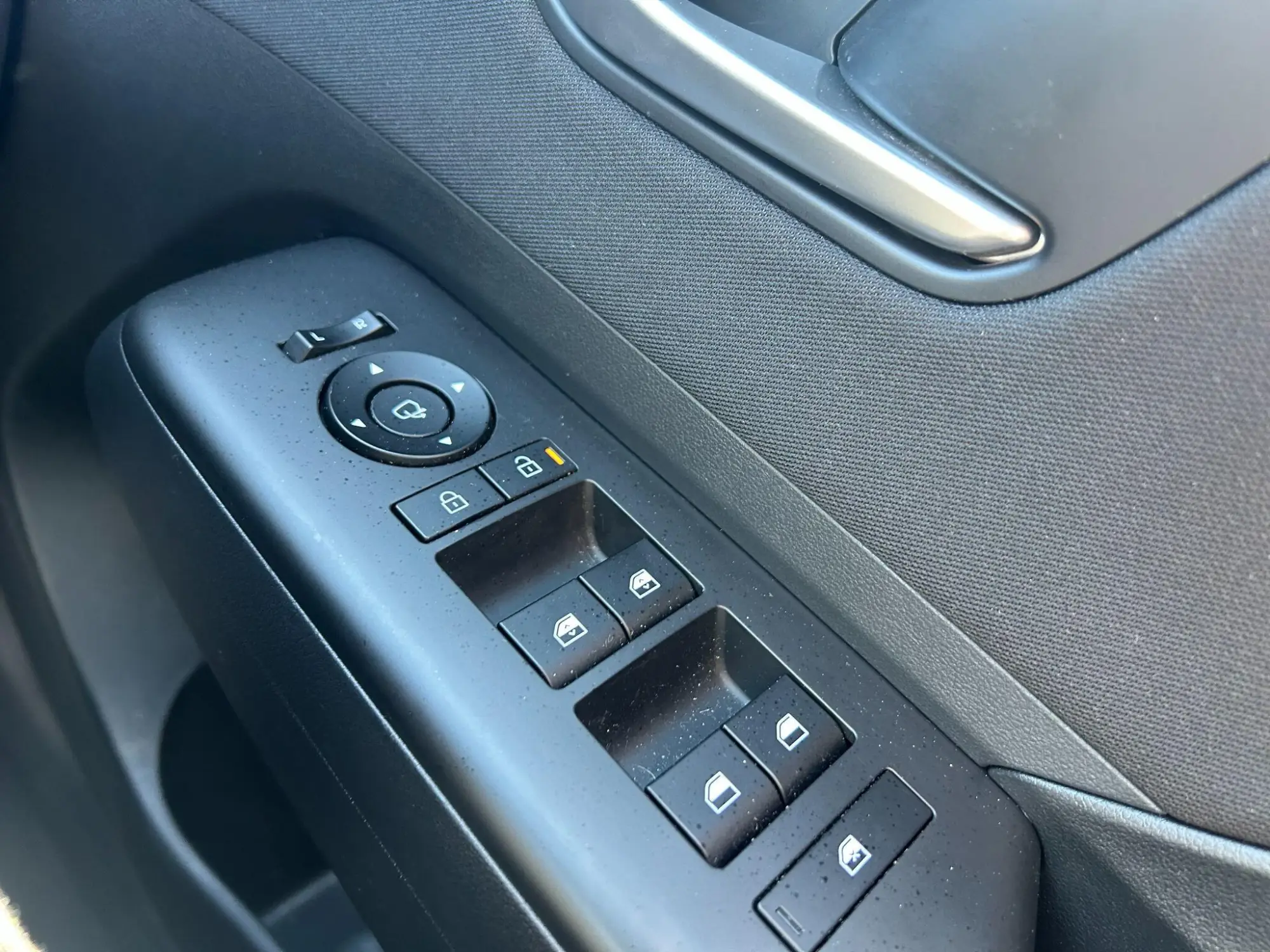 Hyundai KONA Image 20
