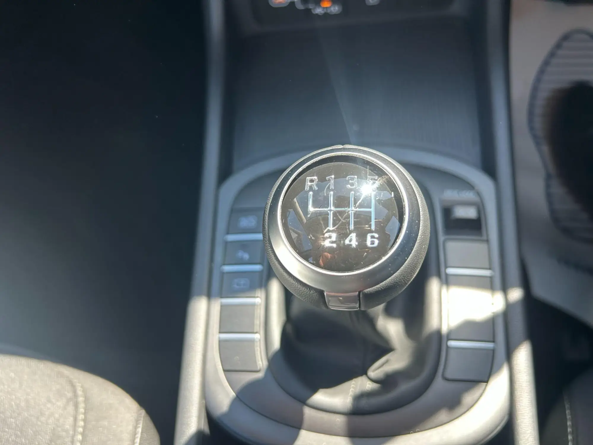 Hyundai KONA Image 27