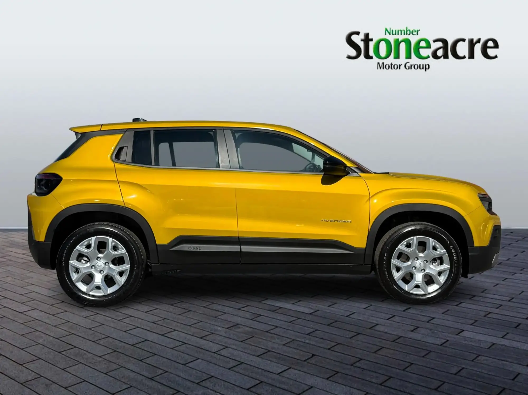 Jeep Avenger e-Hybrid 1.2 e-Hybrid MHEV Altitude e-DCT Euro 6 (s/s) 5dr YT26PHO Image 2