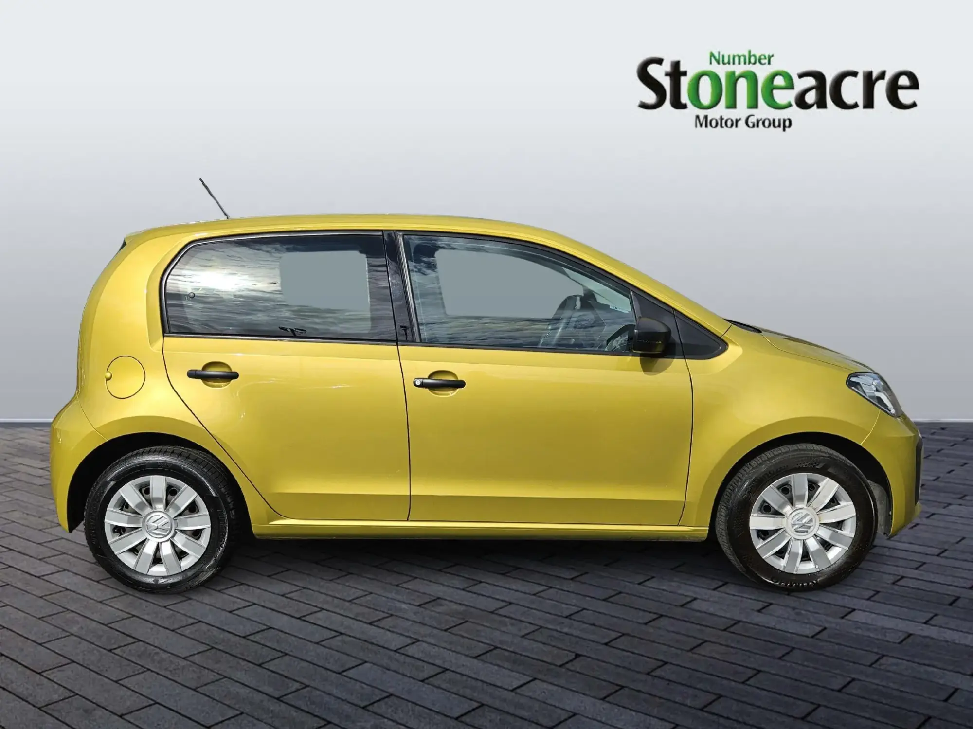 Volkswagen up! Image 2