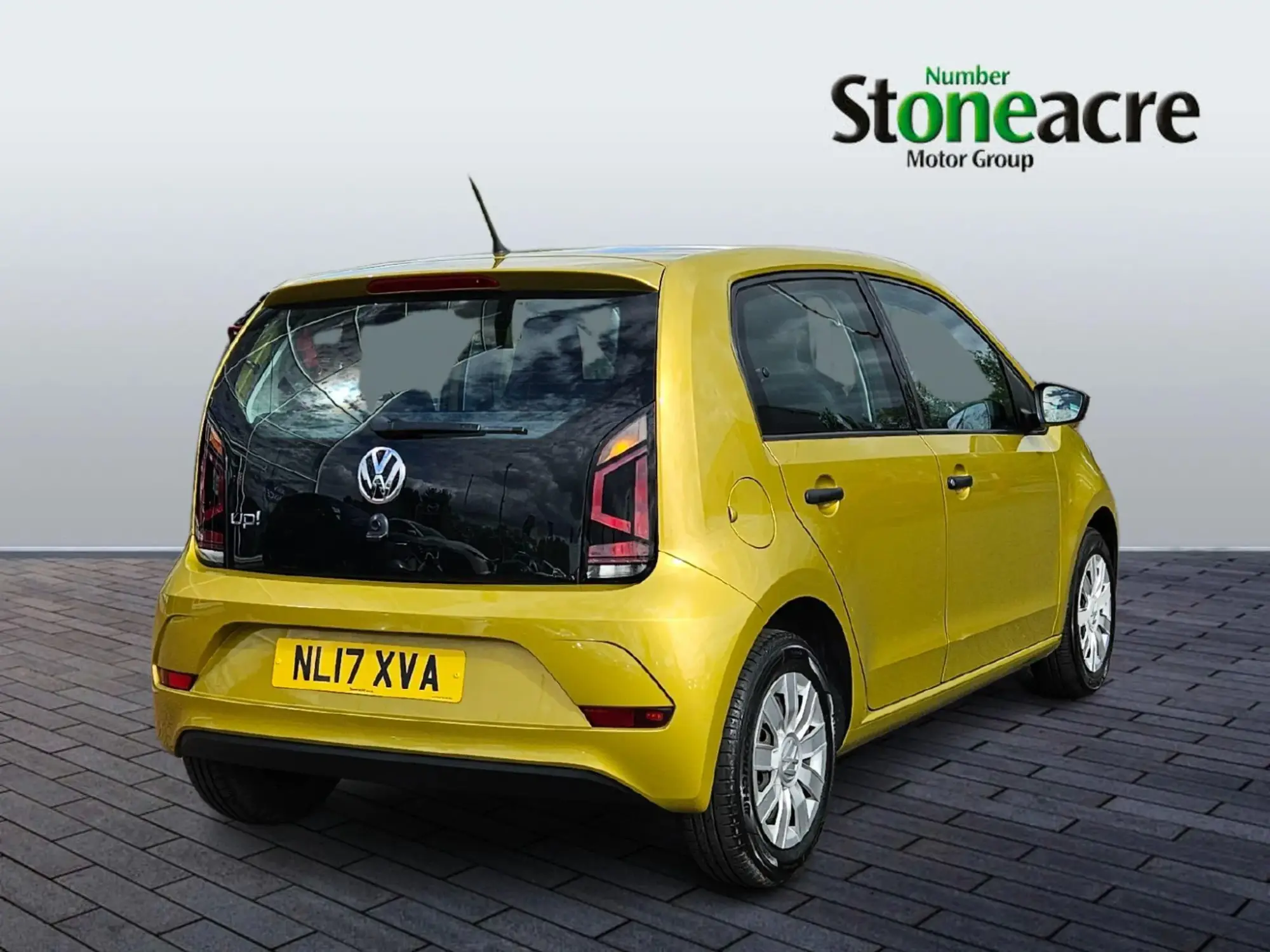 Volkswagen up! Image 3