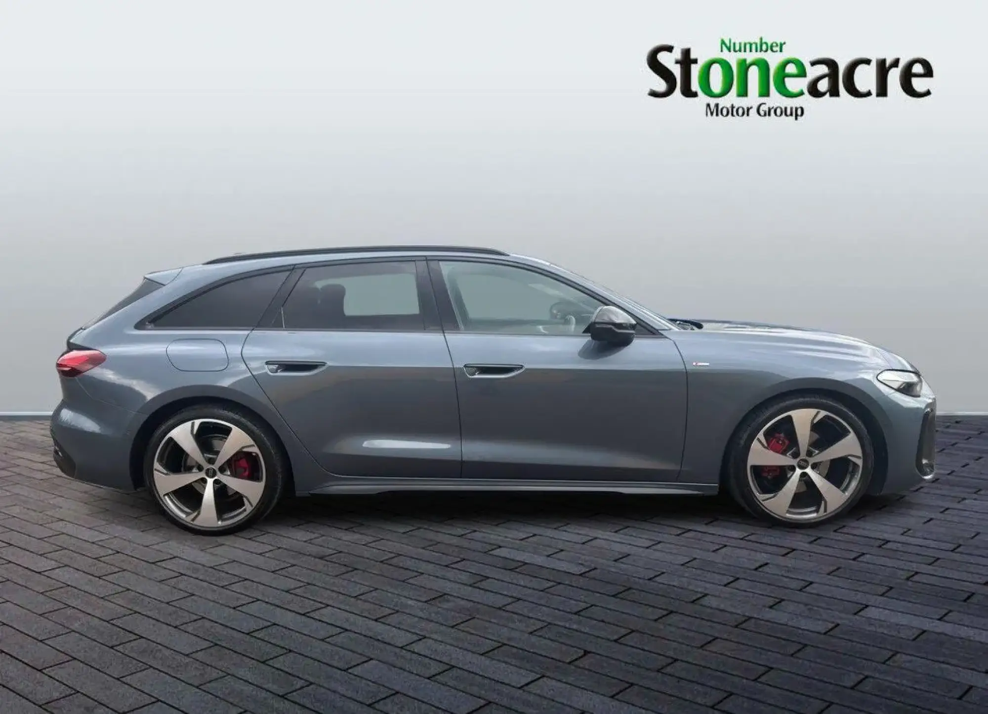 Audi A5 Avant Image 2