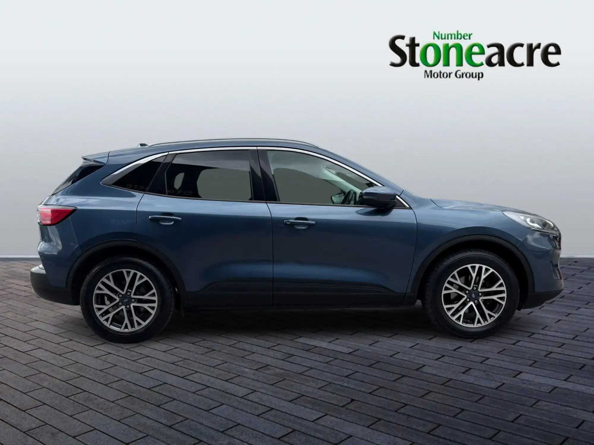Ford Kuga 1.5 EcoBlue Titanium Edition Auto Euro 6 (s/s) 5dr GX70GZP Image 2