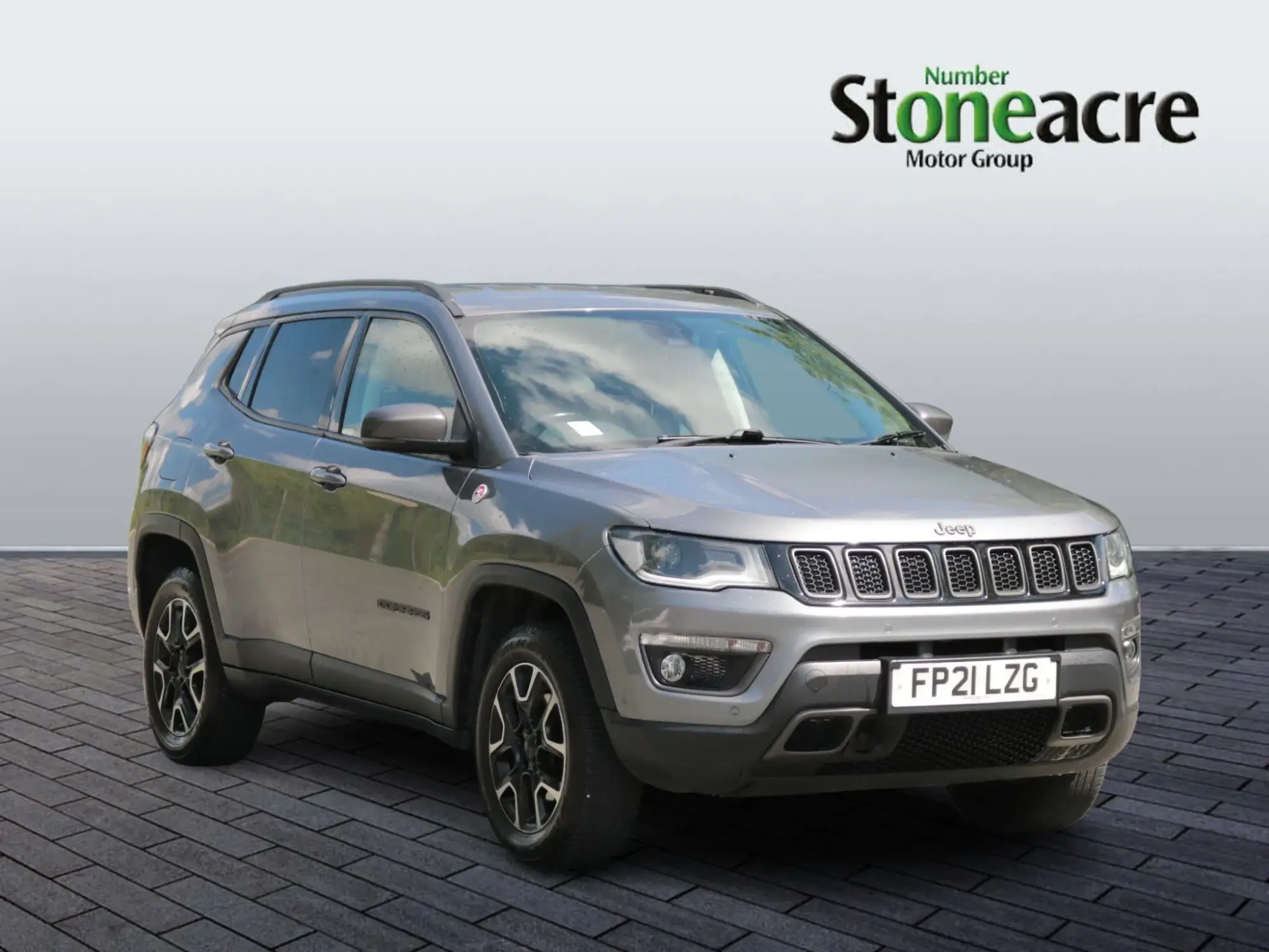 Jeep Compass 2.0 MultiJetII Trailhawk Auto 4WD Euro 6 (s/s) 5dr FP21LZG Image 1