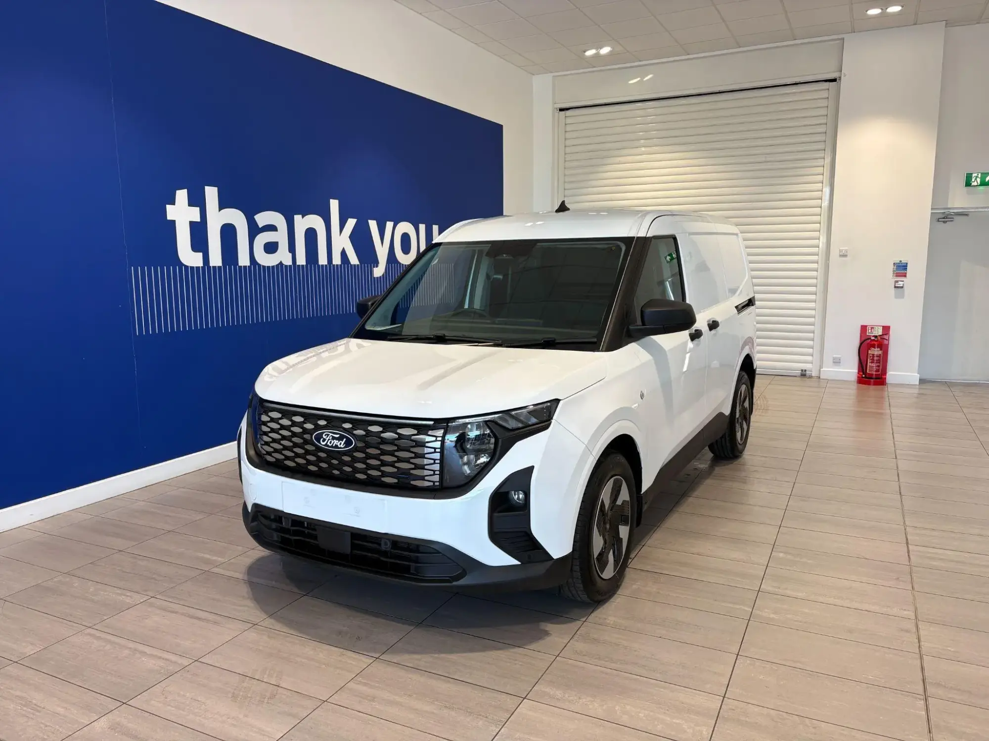 Ford E-Transit Courier Image 3