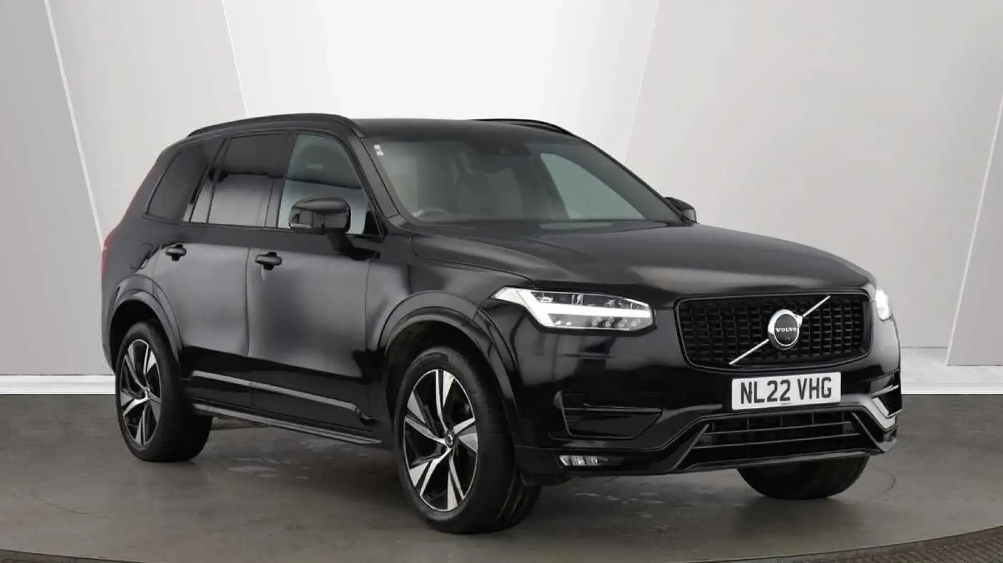 Volvo XC90 2.0 B5D [235] R DESIGN 5dr AWD Geartronic NL22VHG Image 1