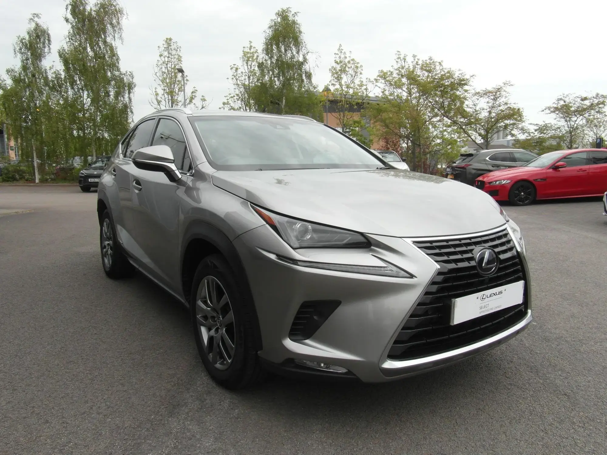 2017 NX SELF CHARGING HYBRID 2.5 300H LUXURY SUV 5DR PETROL HYBRID E CVT... photo
