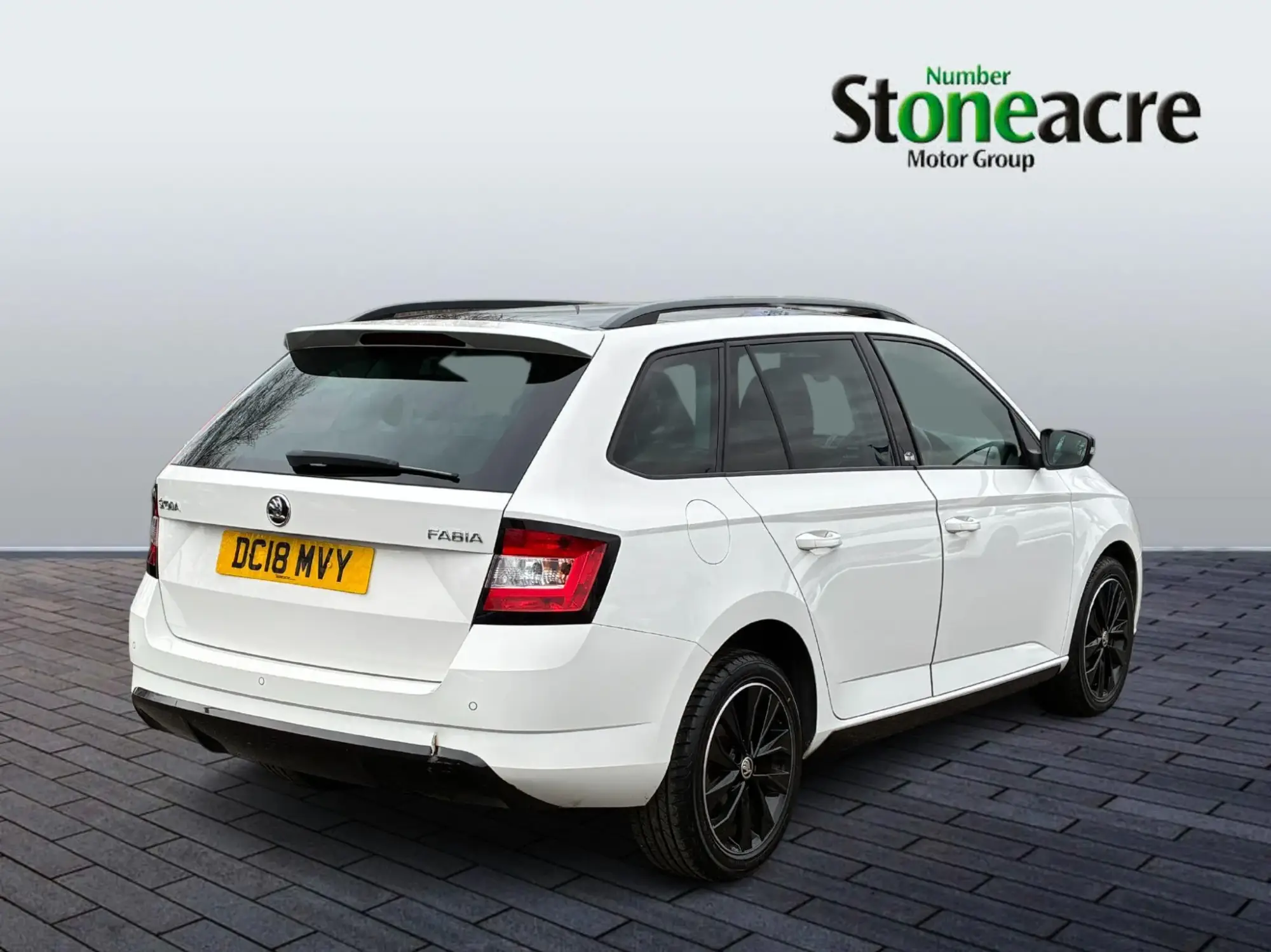 Skoda Fabia 1.0 TSI Monte Carlo Euro 6 (s/s) 5dr DC18MVY Image 3