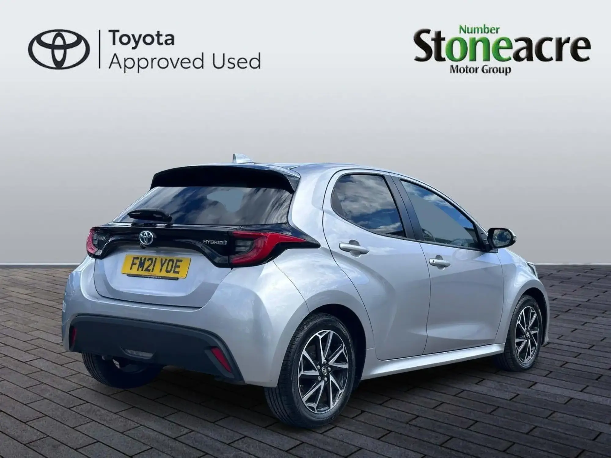 Toyota Yaris Image 2
