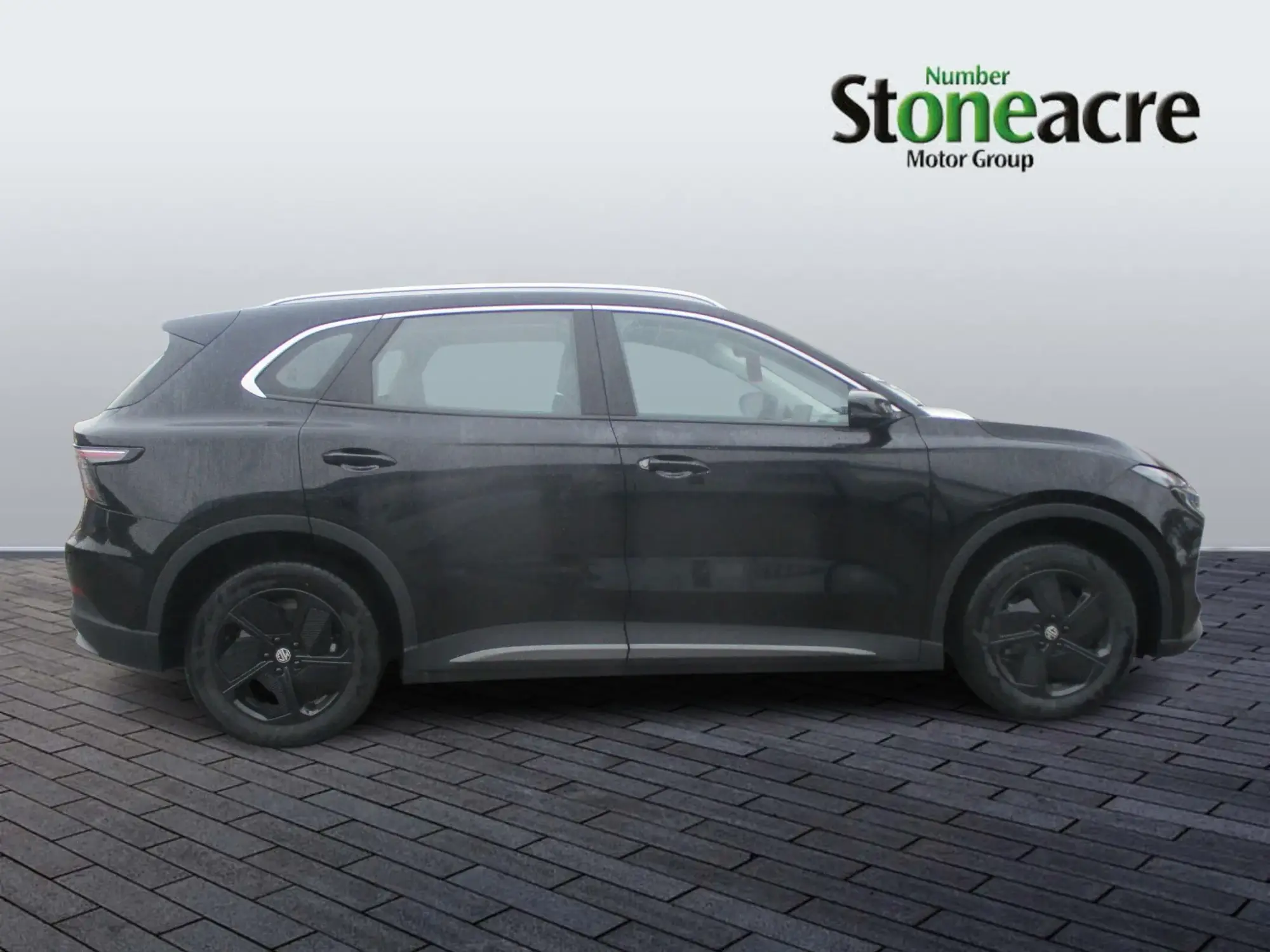 MG S5 EV 49kWh SE Auto 5dr FG75JVJ Image 2