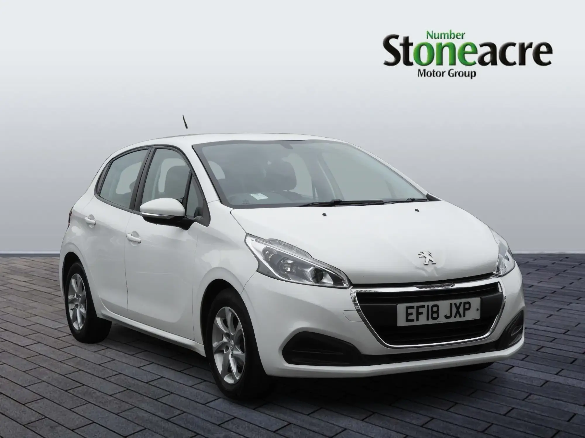 Peugeot 208 Image 1