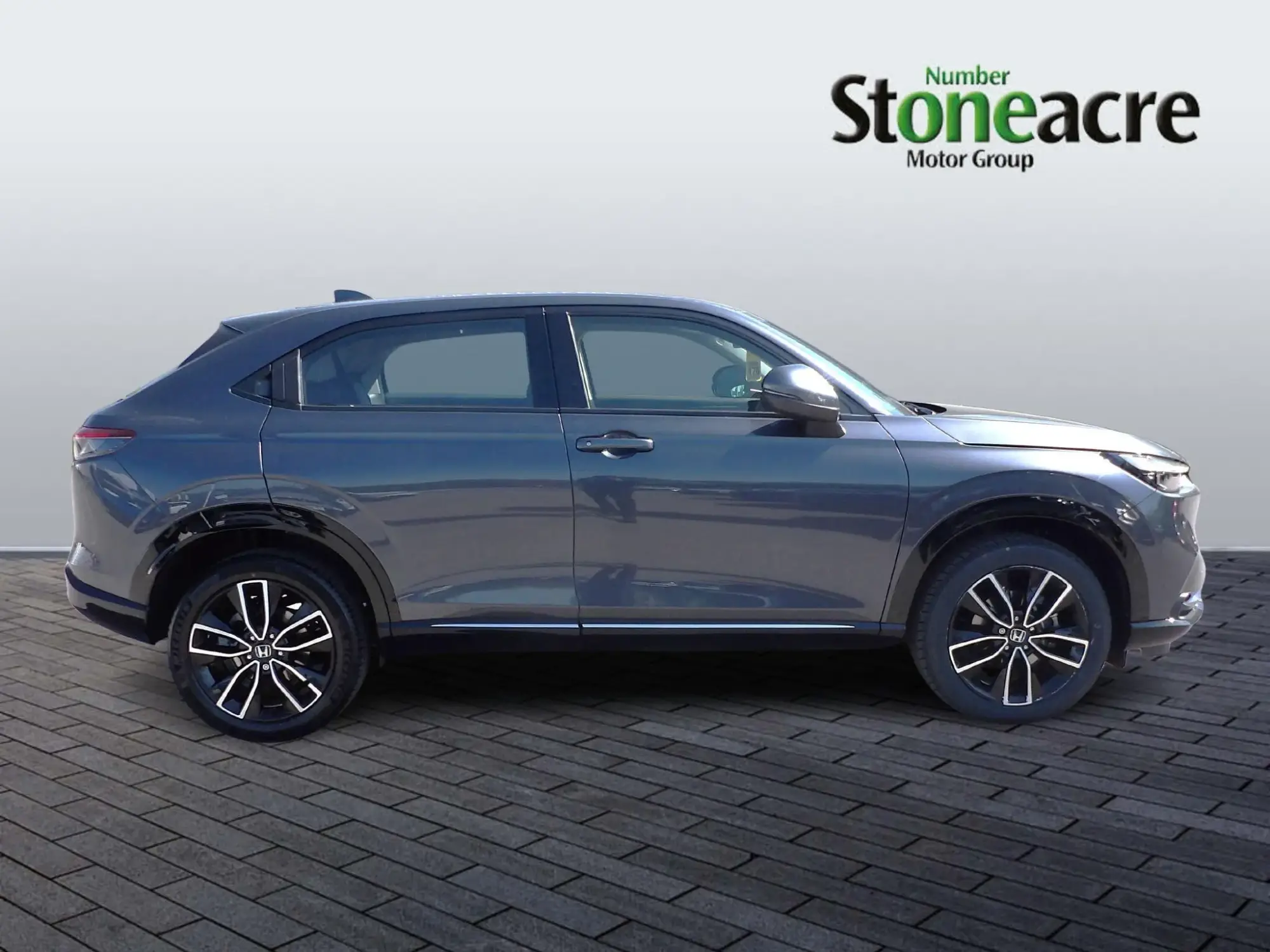 Honda HR-V Hybrid Image 2