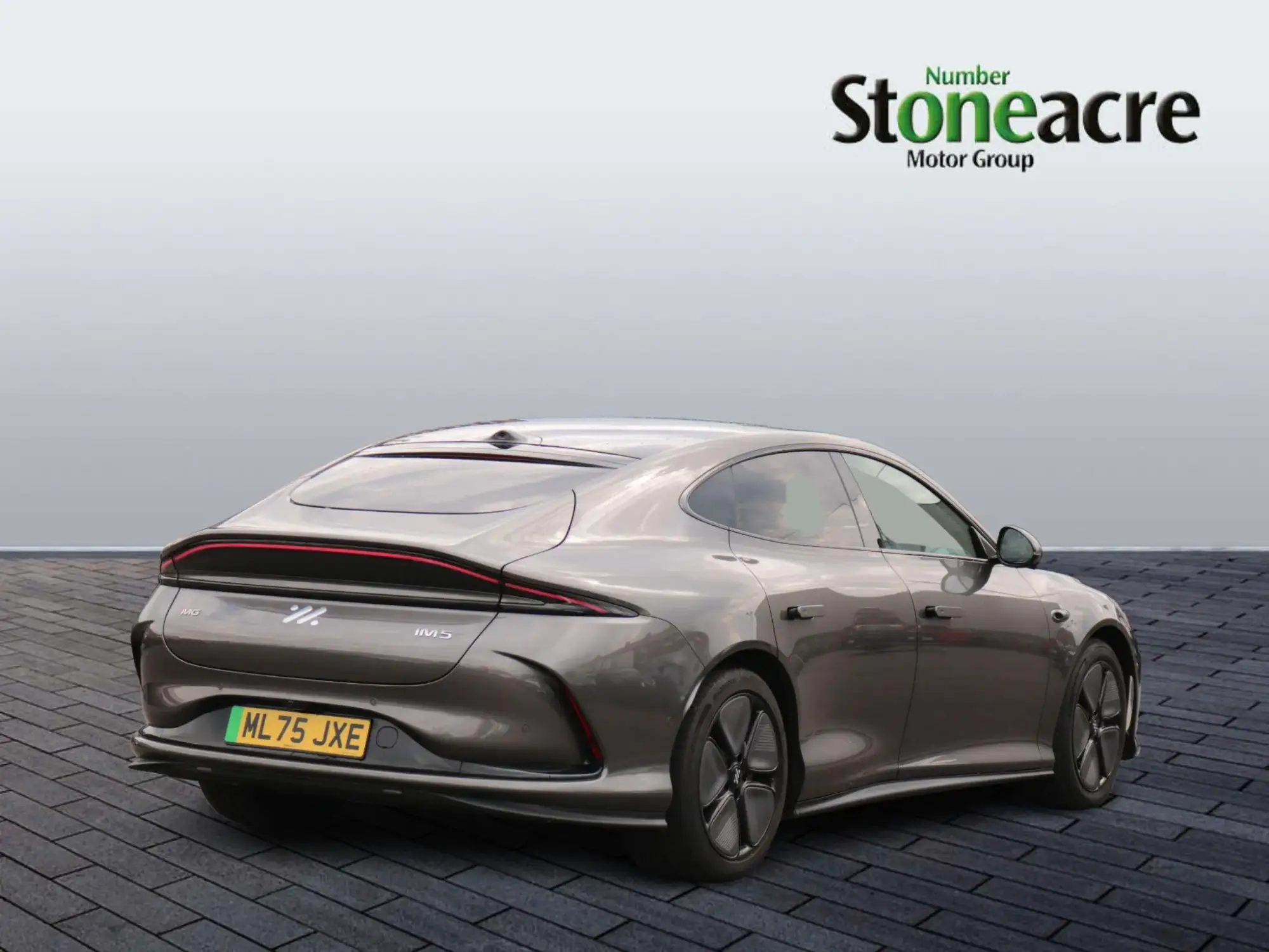 MG IM5 75kWh Standard Range Saloon Auto 5dr ML75JXE Image 3