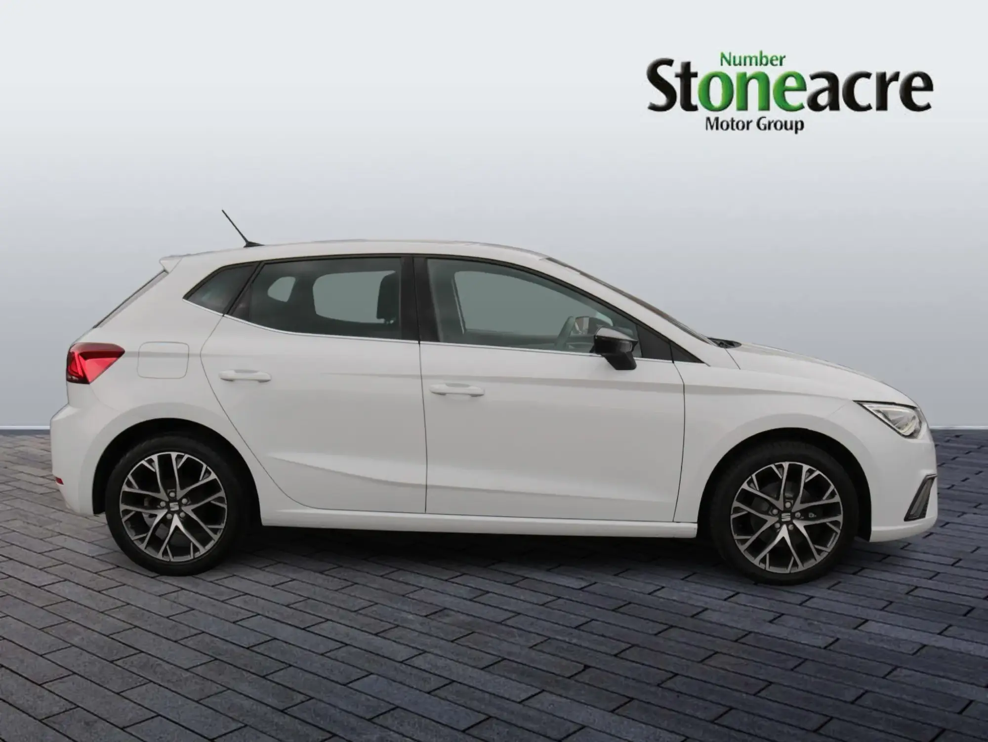 SEAT Ibiza 1.0 TSI XCELLENCE DSG Euro 6 (s/s) 5dr LD22WBM Image 2