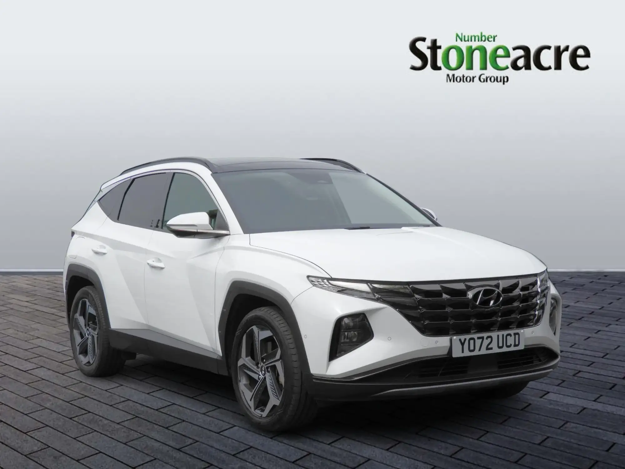 Hyundai TUCSON Plug-in Hybrid 1.6 h T-GDi 13.8kWh Ultimate SUV 5dr Petrol Plug-in Hybrid Auto 4WD Euro 6 (s/s) (265 ps) YO72UCD Image 1